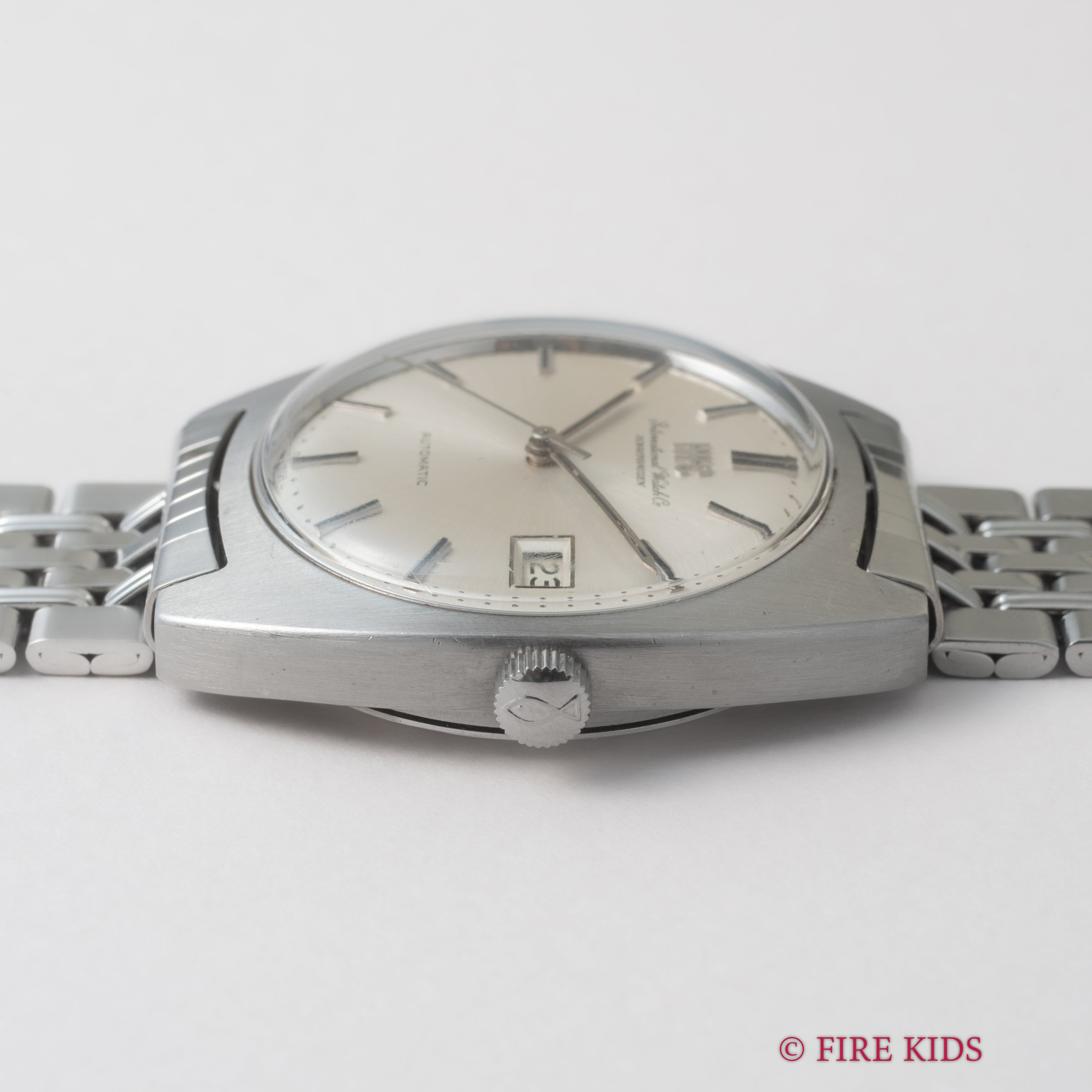 IWC 1971年製 オートマチック 純正ゲイフレアーブレス付き Cal.8541B