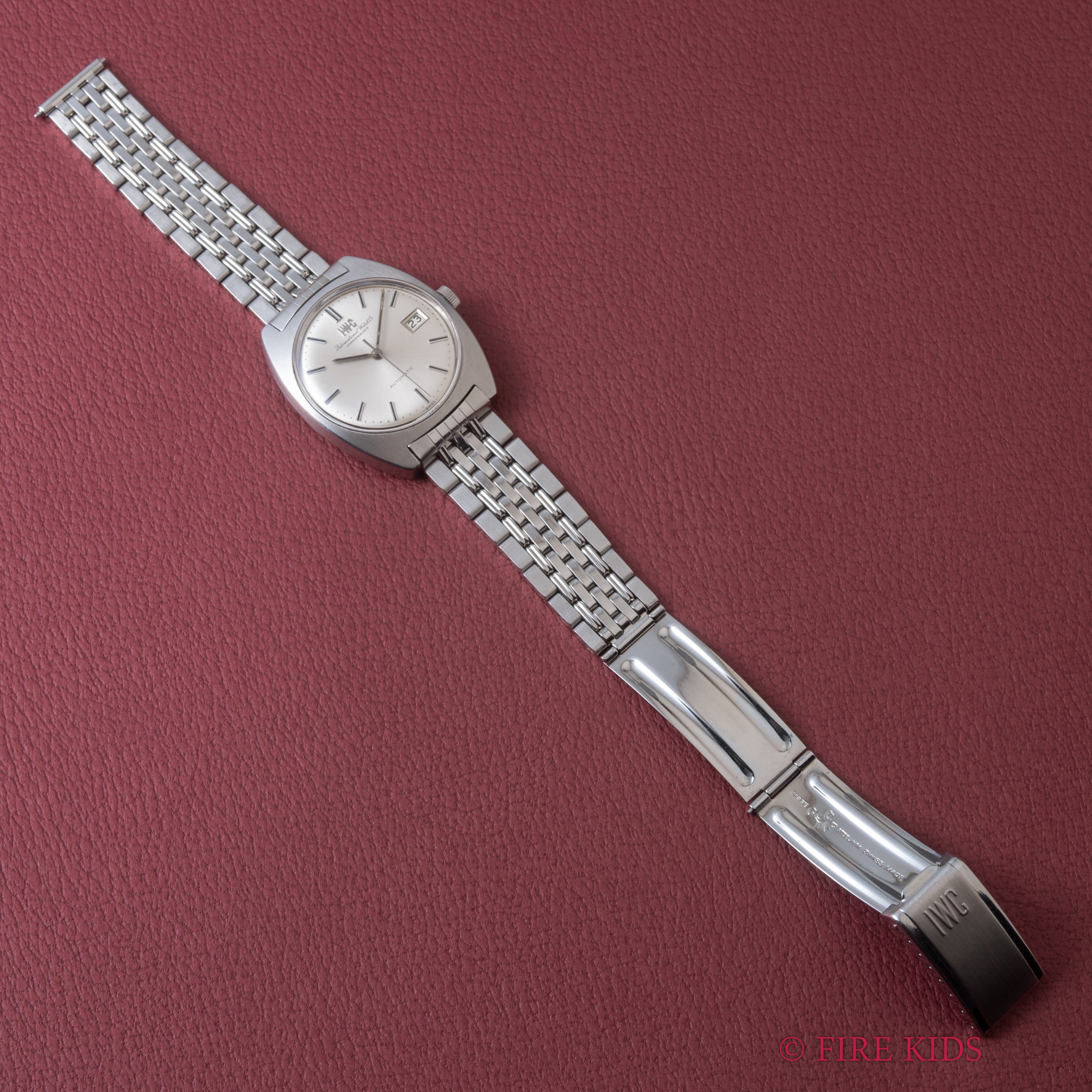 IWC 1971年製 オートマチック 純正ゲイフレアーブレス付き Cal.8541B