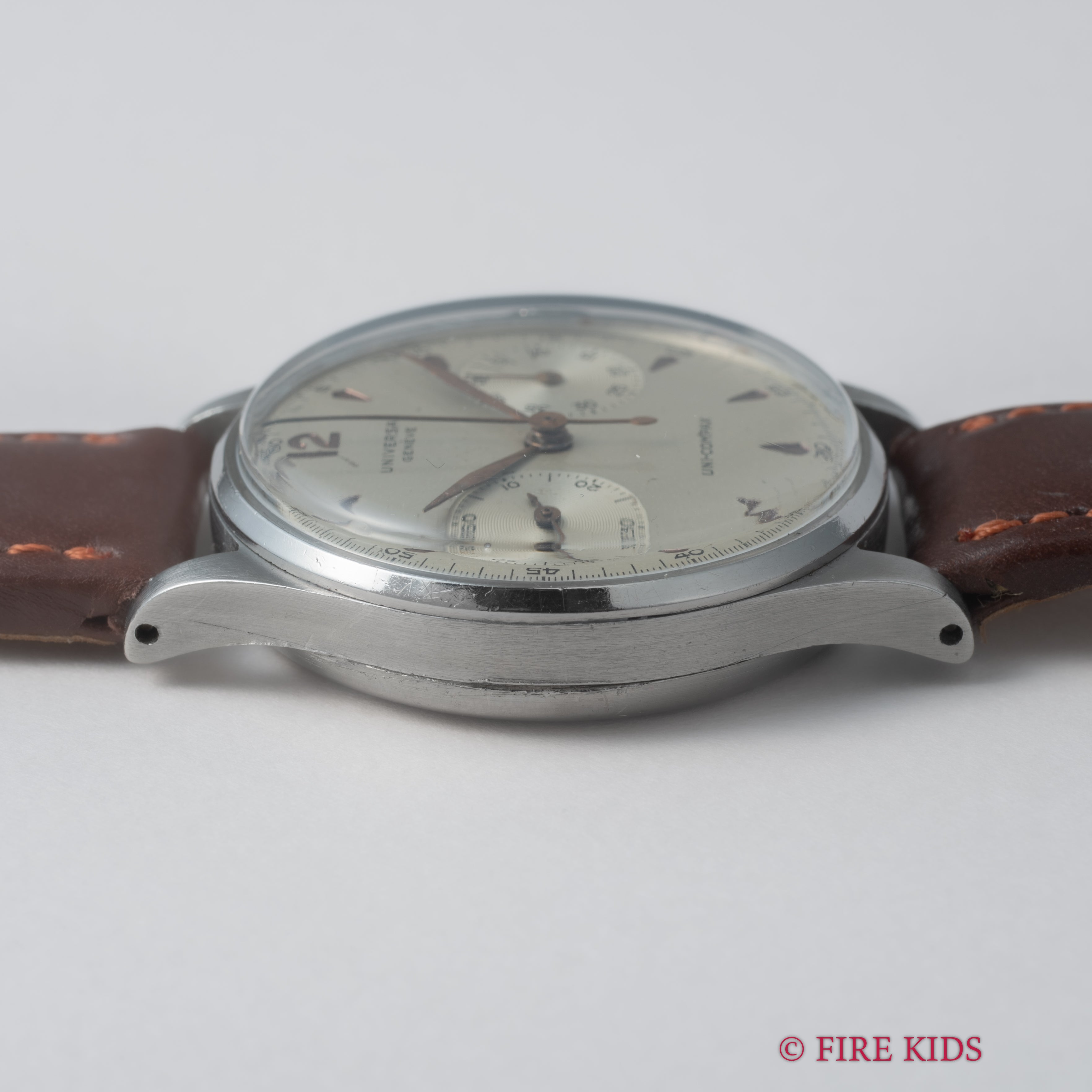 ユニバーサル・ジュネーブ ユニコンパックス 1940年代製 手巻 Cal.285 彫インデックス