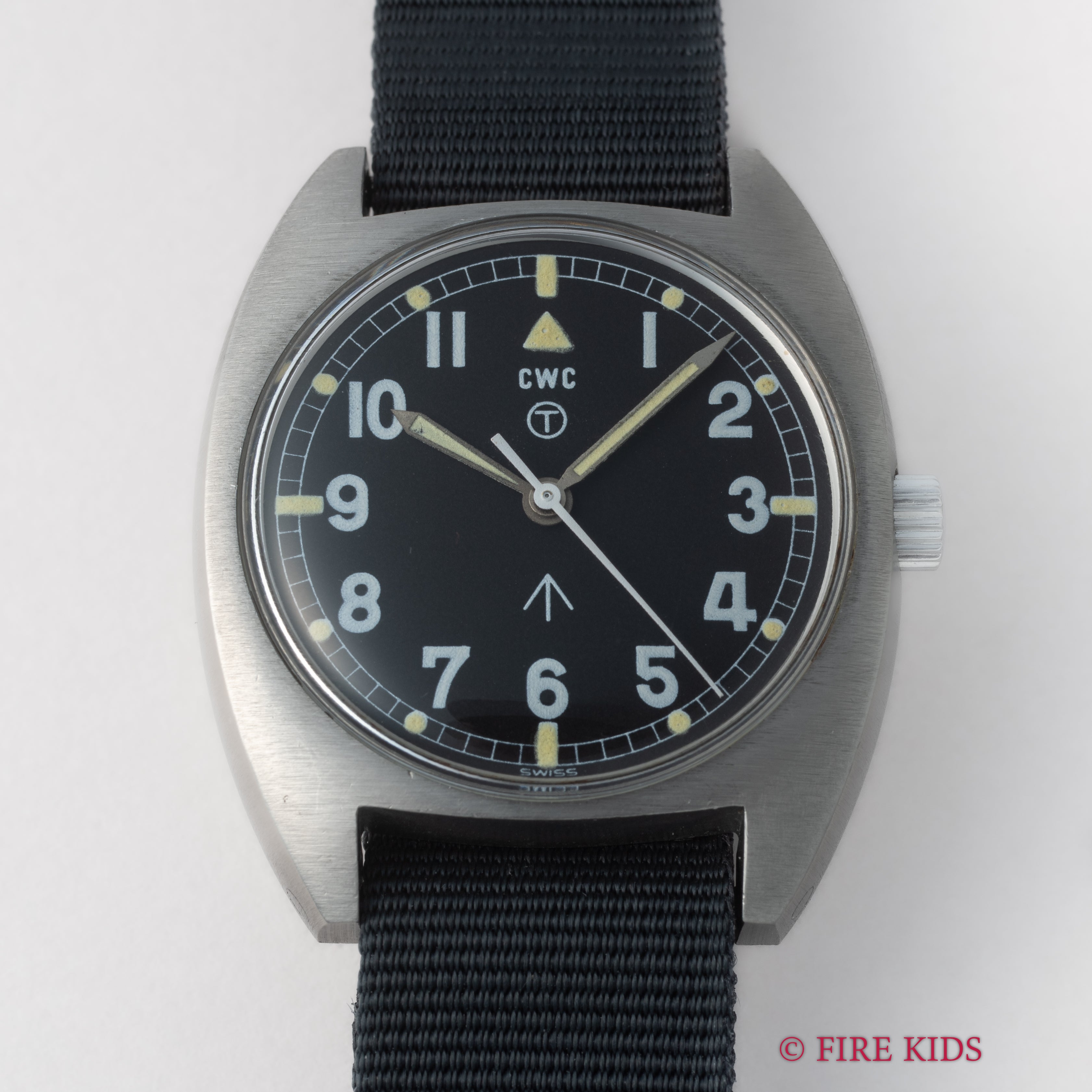 CWC イギリス軍用時計 ブロードアロー 1980年製(昭和55年製)手巻 イギリス陸軍 W10-6645-99-523-8290