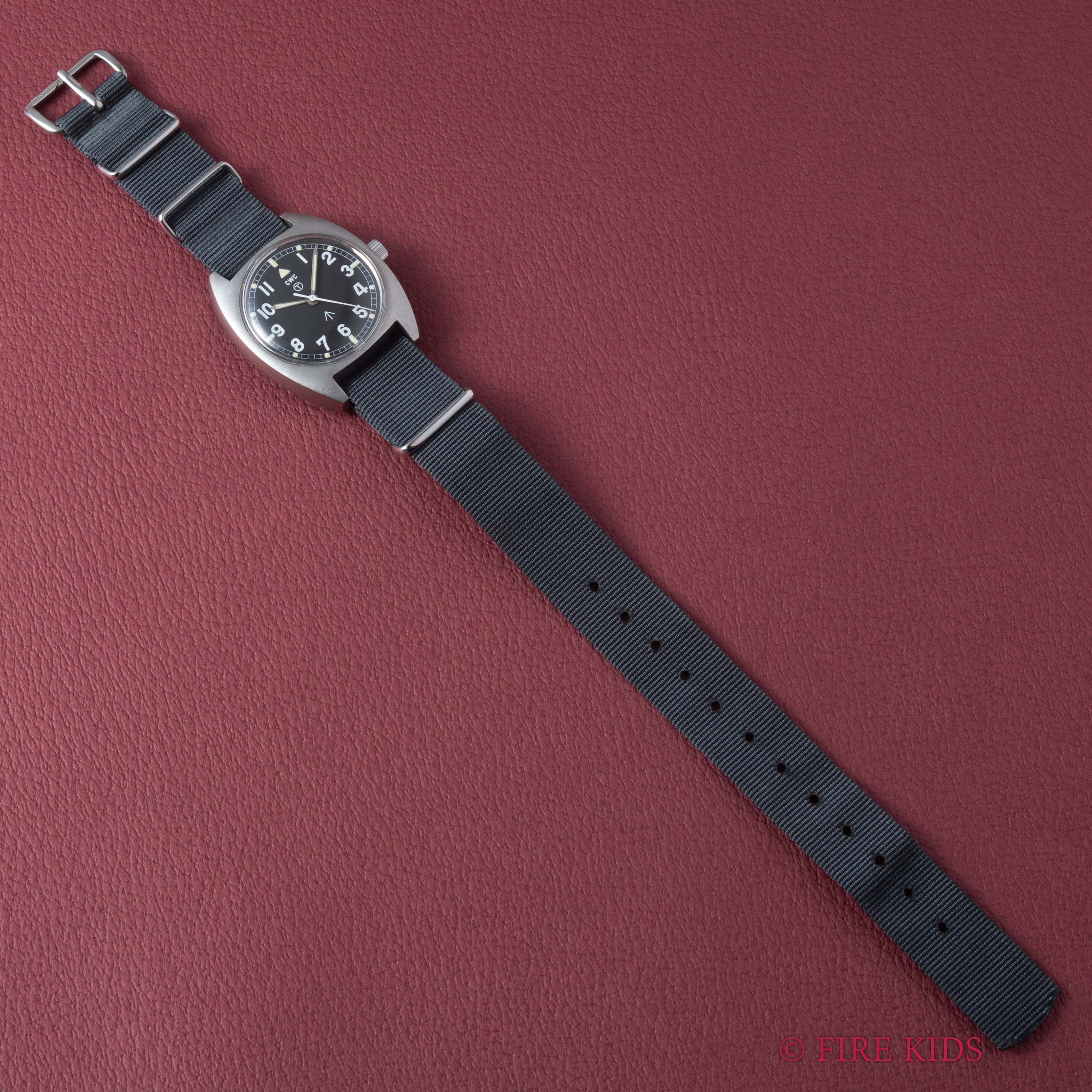 CWC イギリス軍用時計 ブロードアロー 1980年製(昭和55年製)手巻 イギリス陸軍 W10-6645-99-523-8290