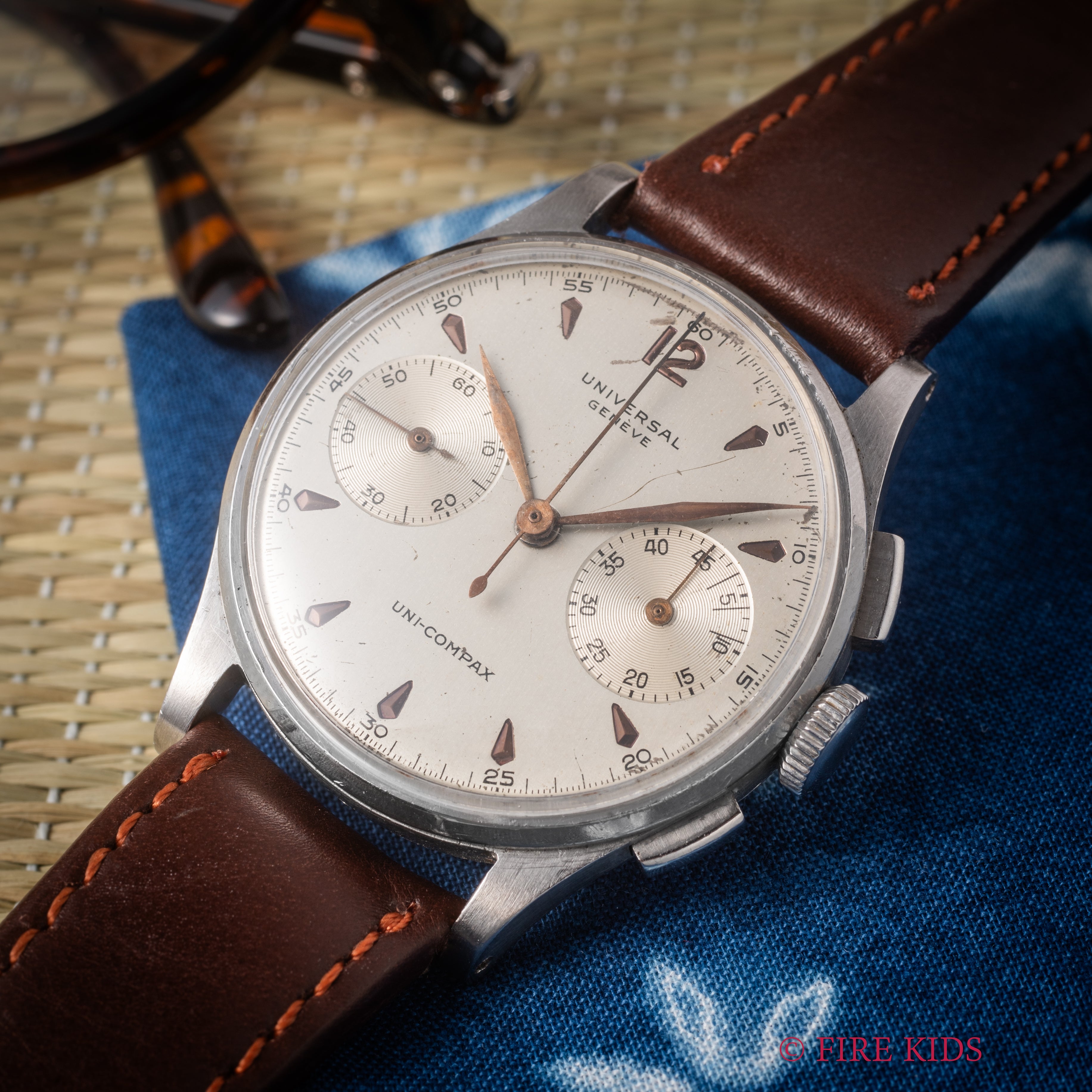 ユニバーサル・ジュネーブ ユニコンパックス 1940年代製 手巻 Cal.285 彫インデックス