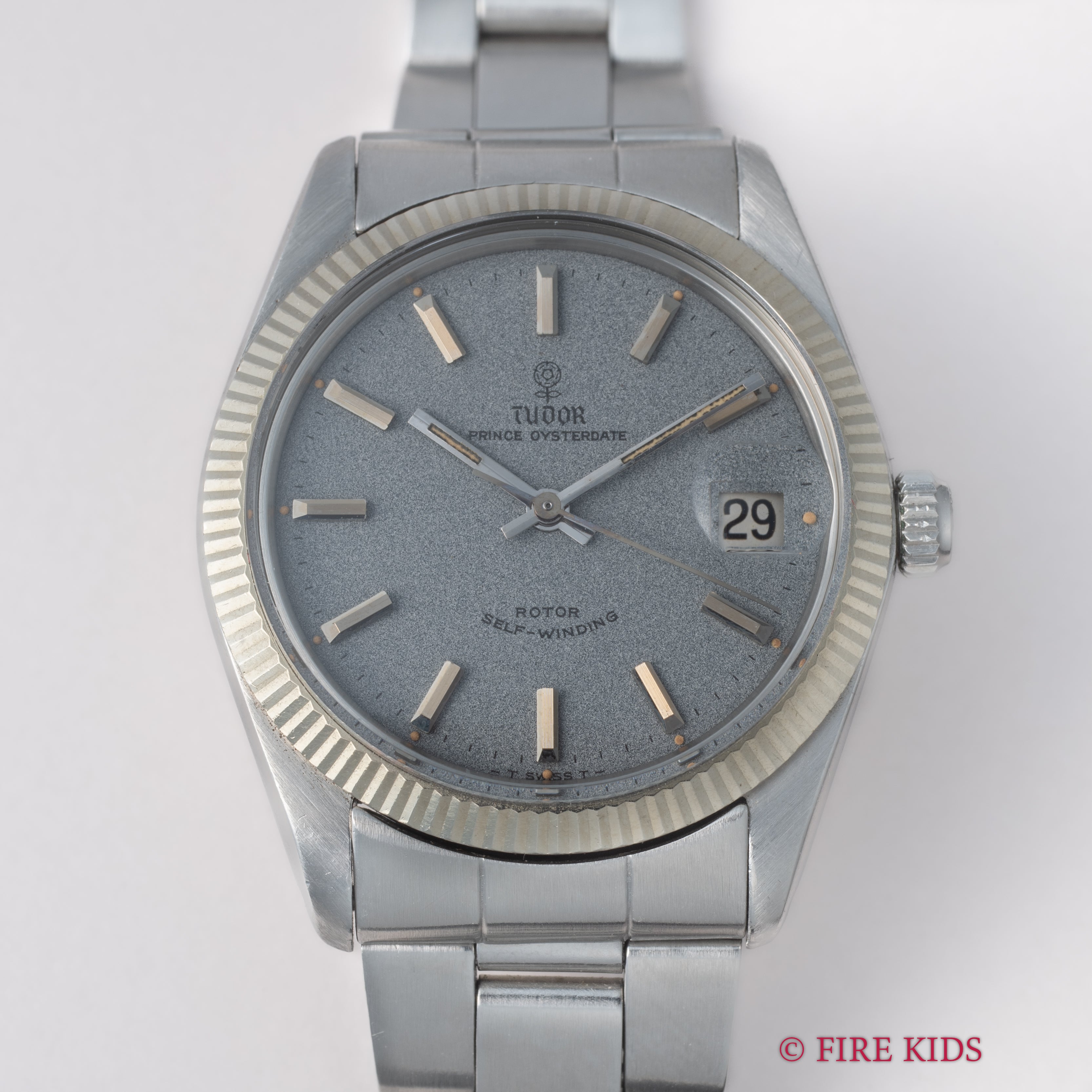 チューダー プリンスオイスターデイト 小バラ 1968年製 Ref.7990/4 王冠リューズ 自動巻き