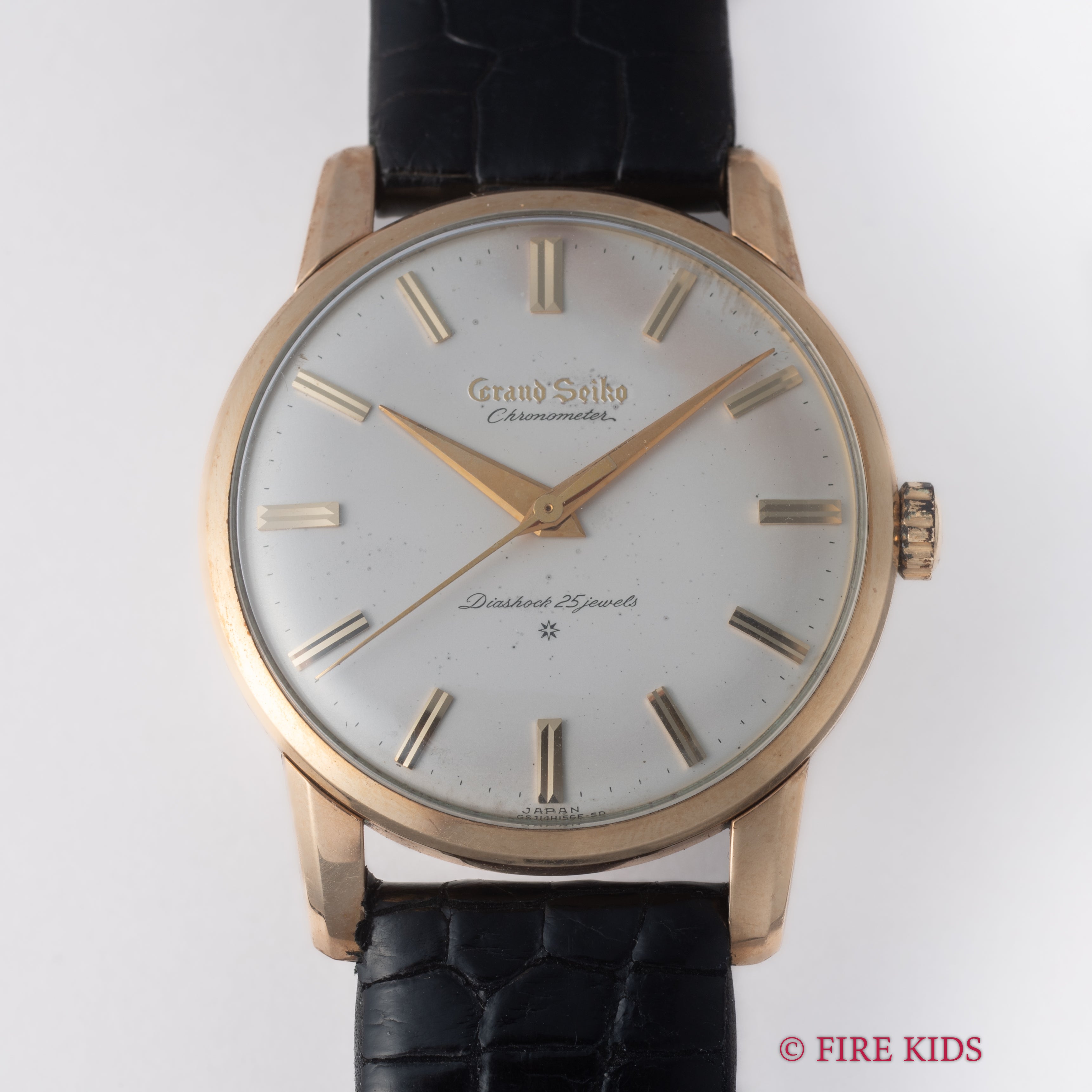 グランドセイコー ファーストモデル 未使用美品 尾錠 タグ付 1963年製 アップライト文字盤 Ref.J14070GS