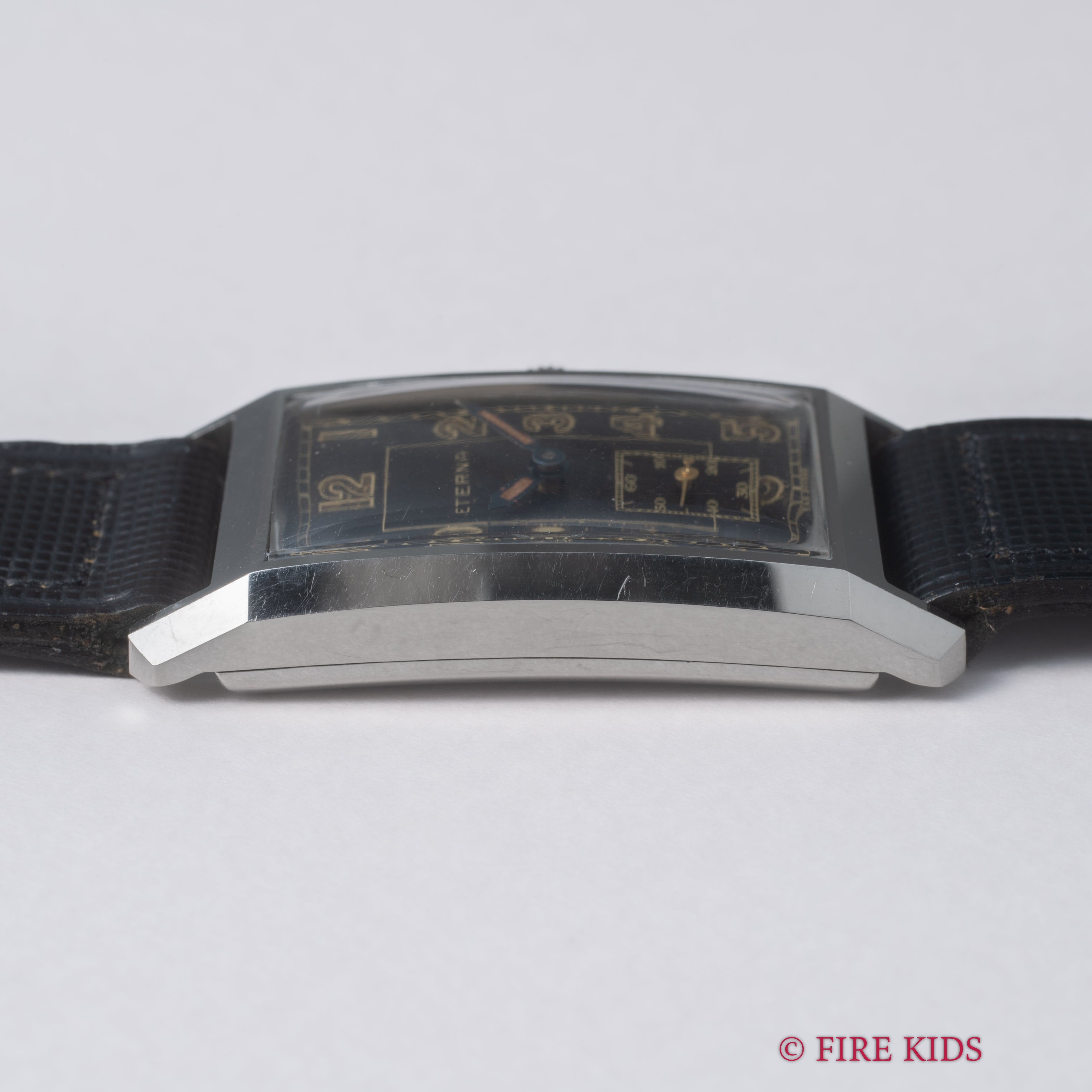 エテルナ レクタングル 1930年代製 手巻き ブラックアラビアダイヤル