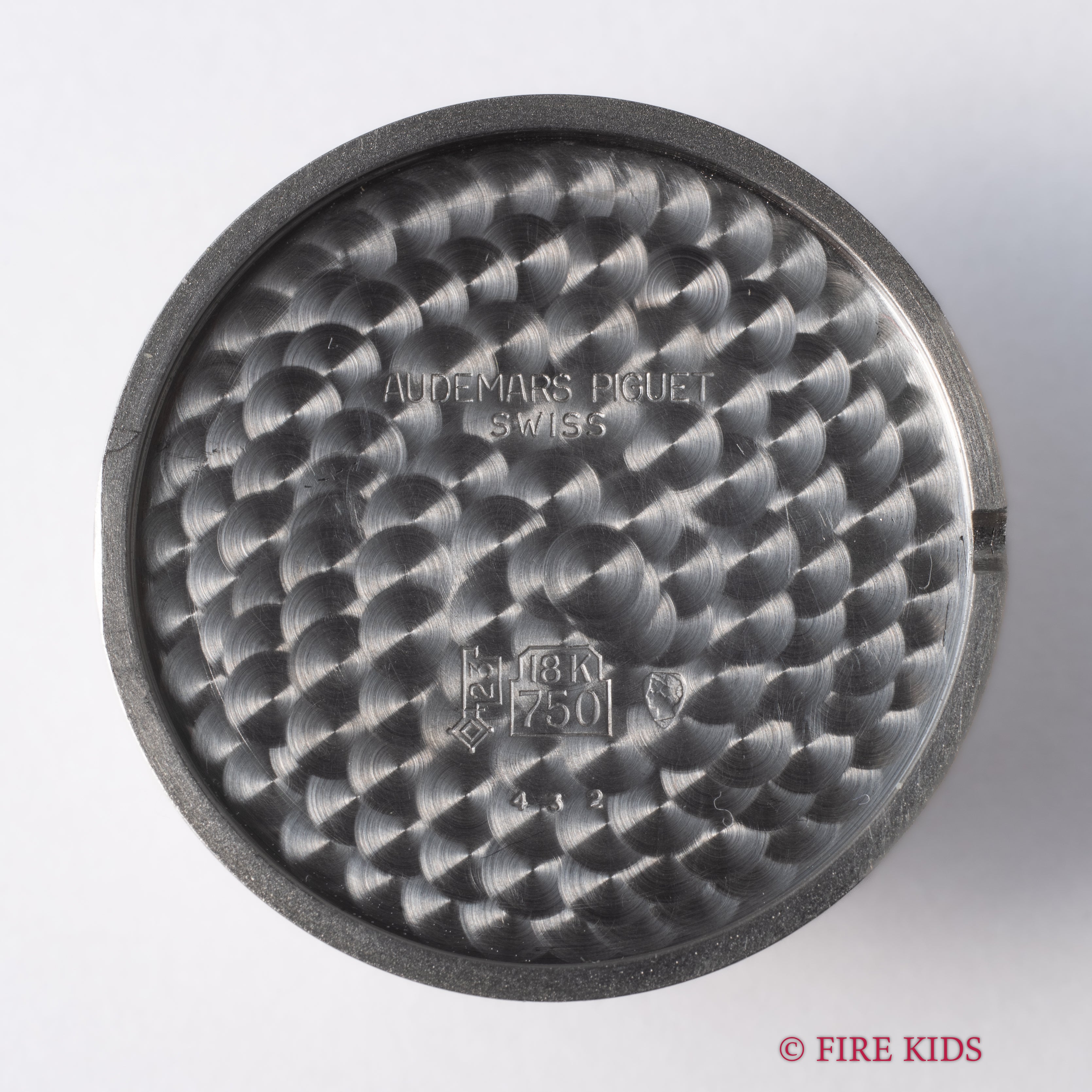 オーデマ・ピゲ 18金無垢ホワイトゴールドケース エクストラフラット 1970年代製