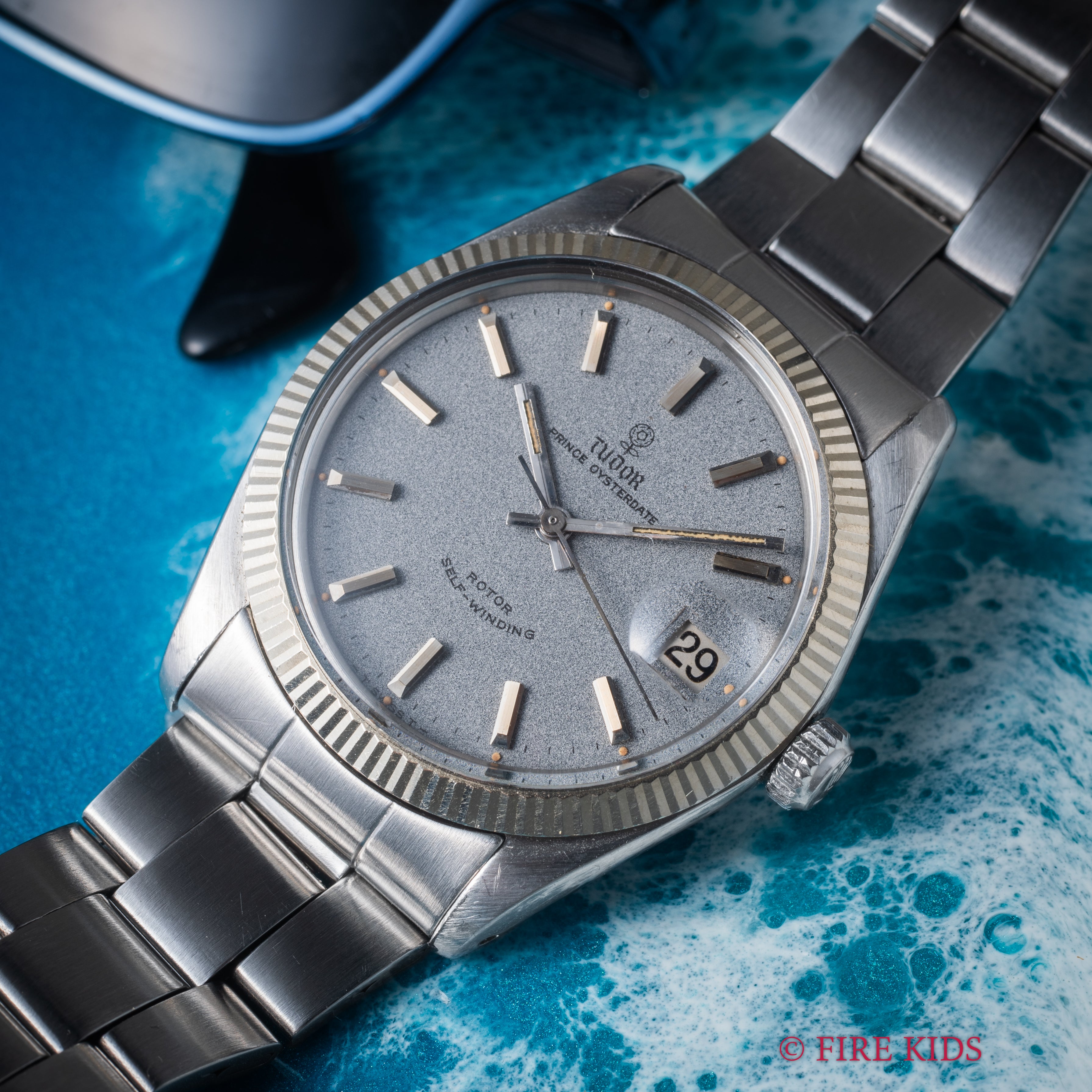 チューダー プリンスオイスターデイト 小バラ 1968年製 Ref.7990/4 王冠リューズ 自動巻き