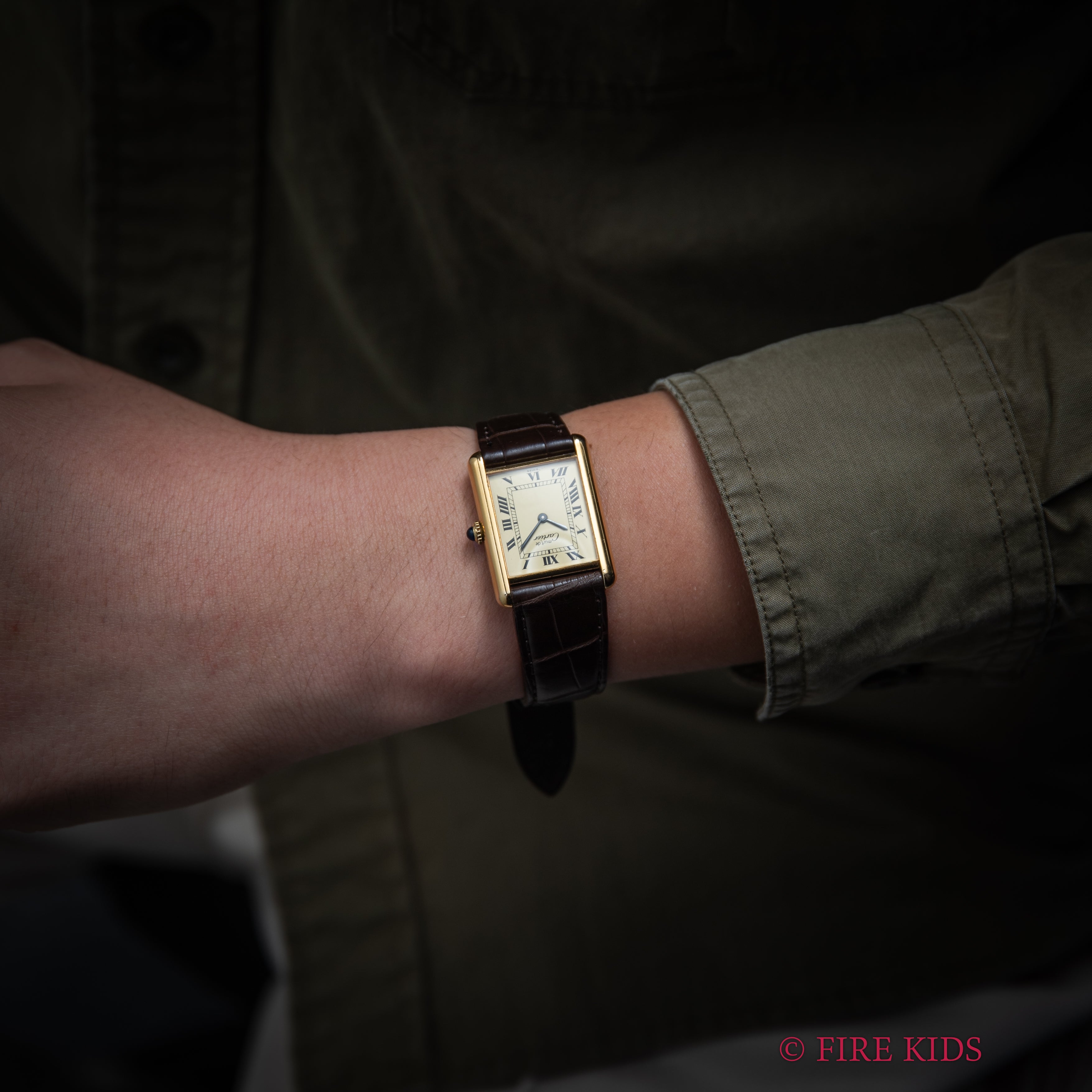 カルティエ マストタンク LMサイズ アイボリーローマン 手巻き 1980年代製 箱・ギャランティー付