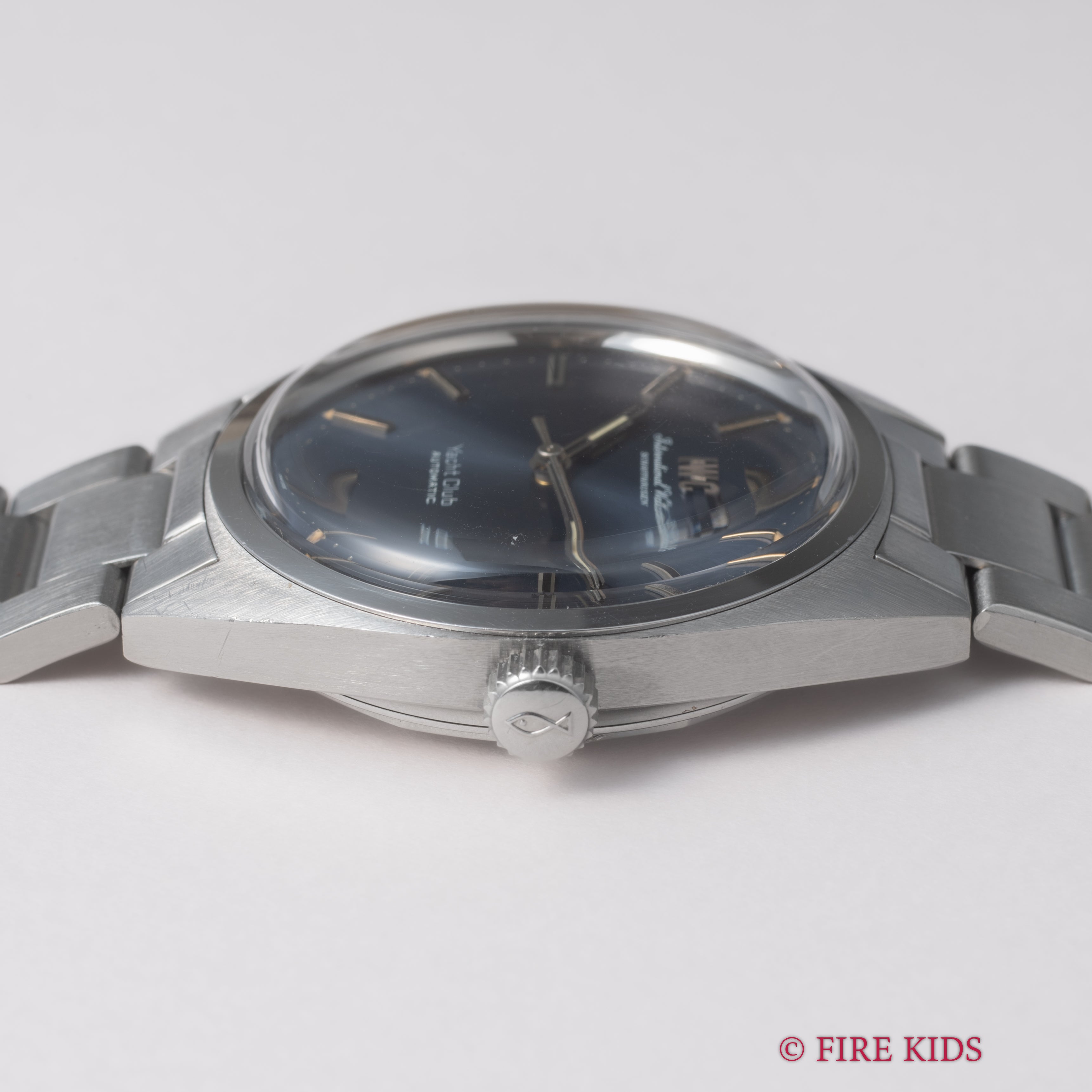 IWC ヨットクラブ 1973年製 ノンデイト ブルーダイヤル ペラトン式自動巻 箱・ギャラ付 純正3連ブレス