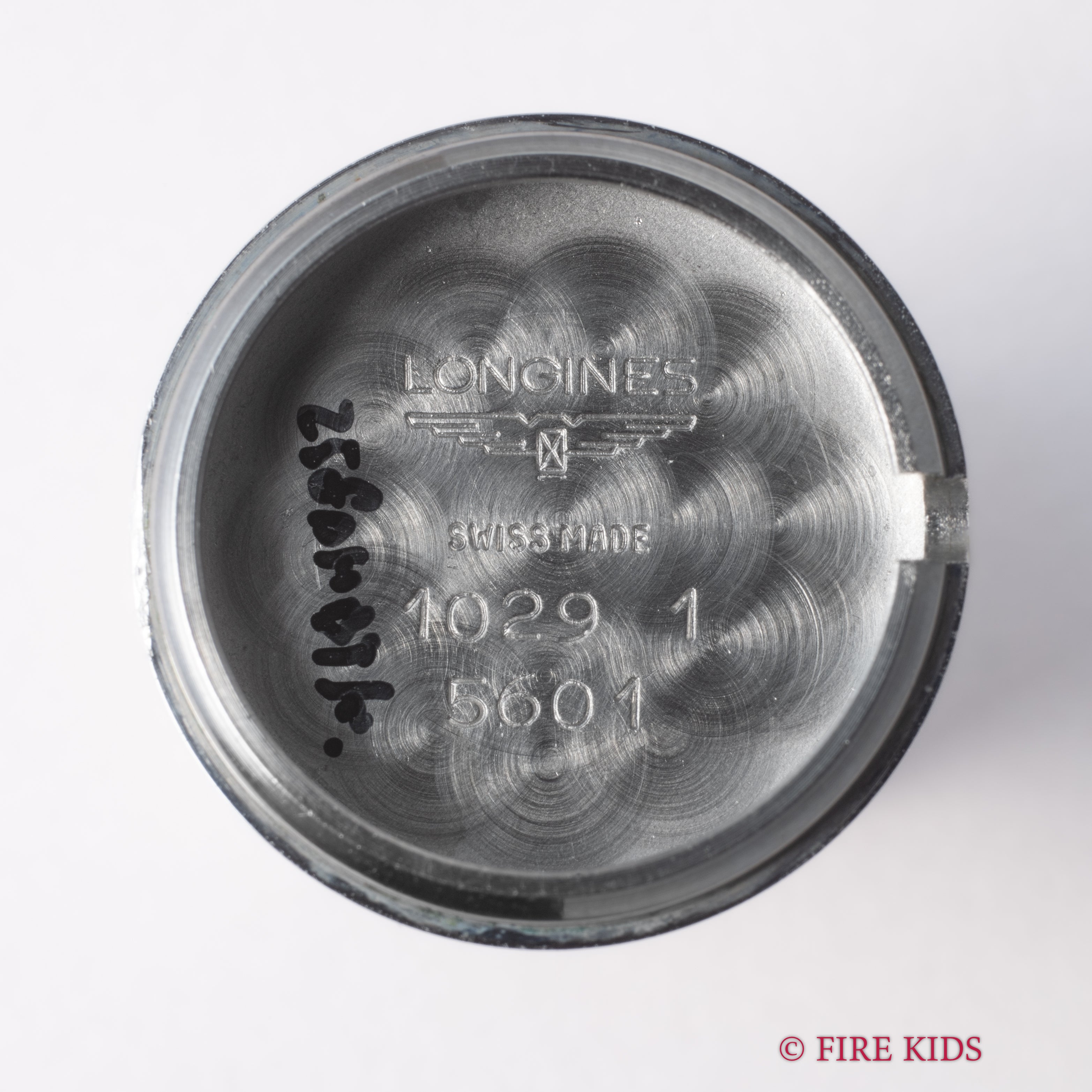 ロンジン コンクエスト レクタンギュラー シルバーローマンダイヤル 1970年代製 純正尾錠付き 薄型手巻き