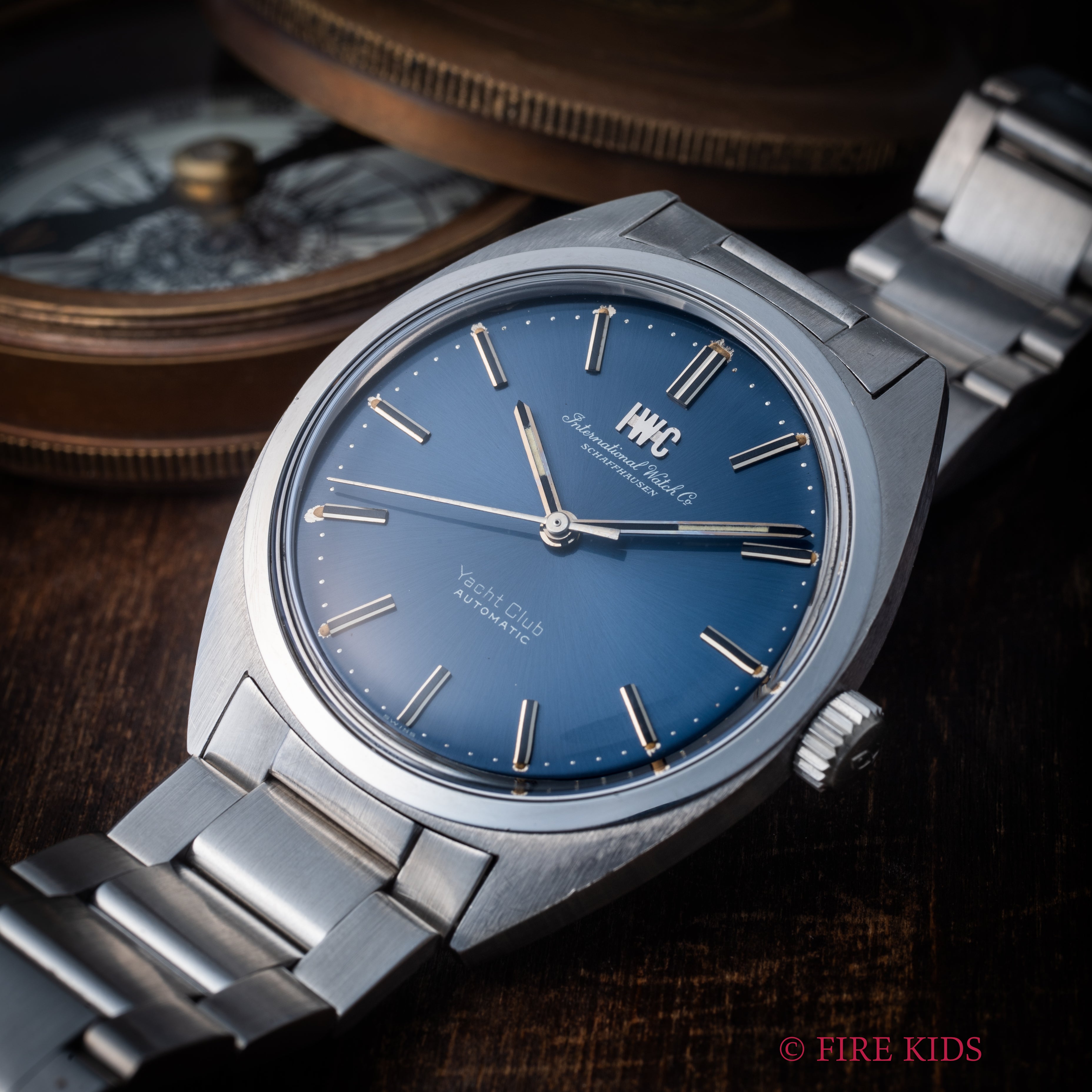 IWC ヨットクラブ 1973年製 ノンデイト ブルーダイヤル ペラトン式自動巻 箱・ギャラ付 純正3連ブレス