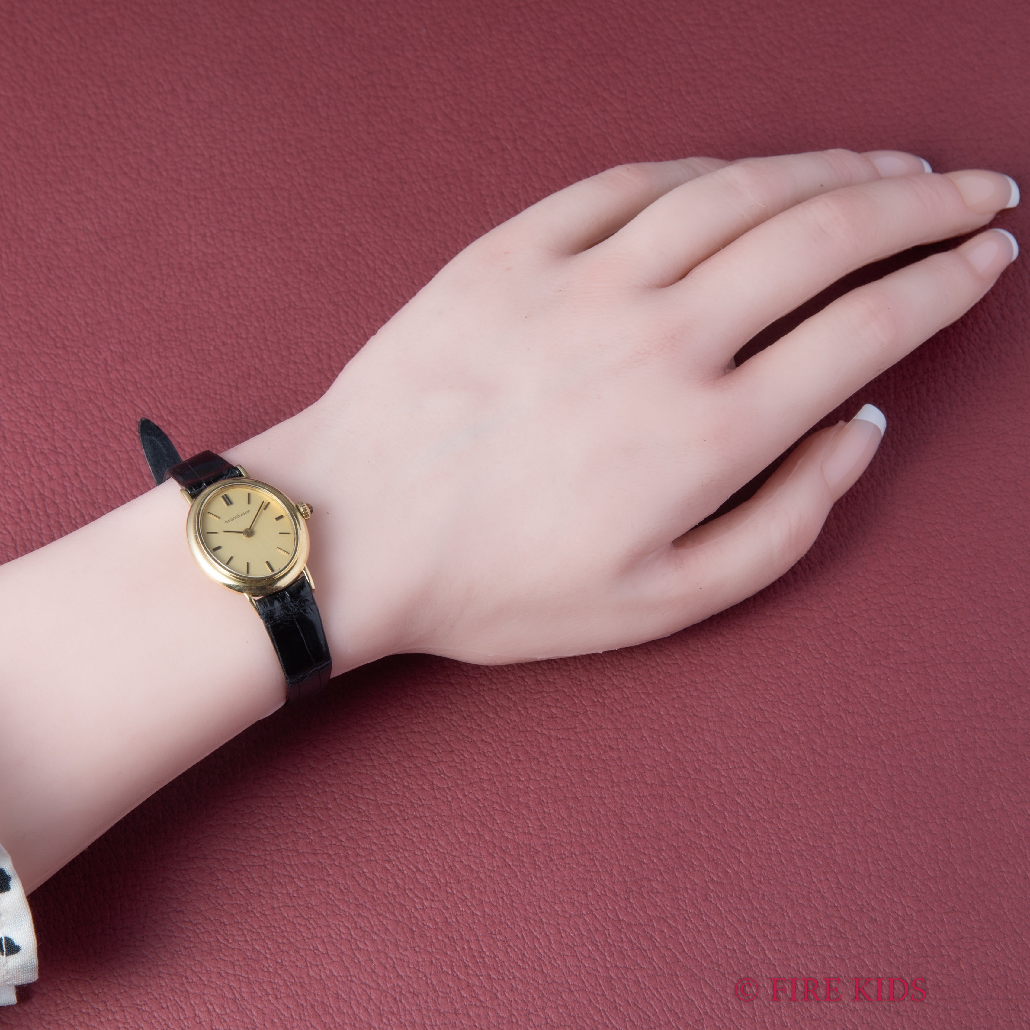 ジャガー・ルクルト オーバル型 1970年代製 Ref.9217 18金無垢  手巻き レディース