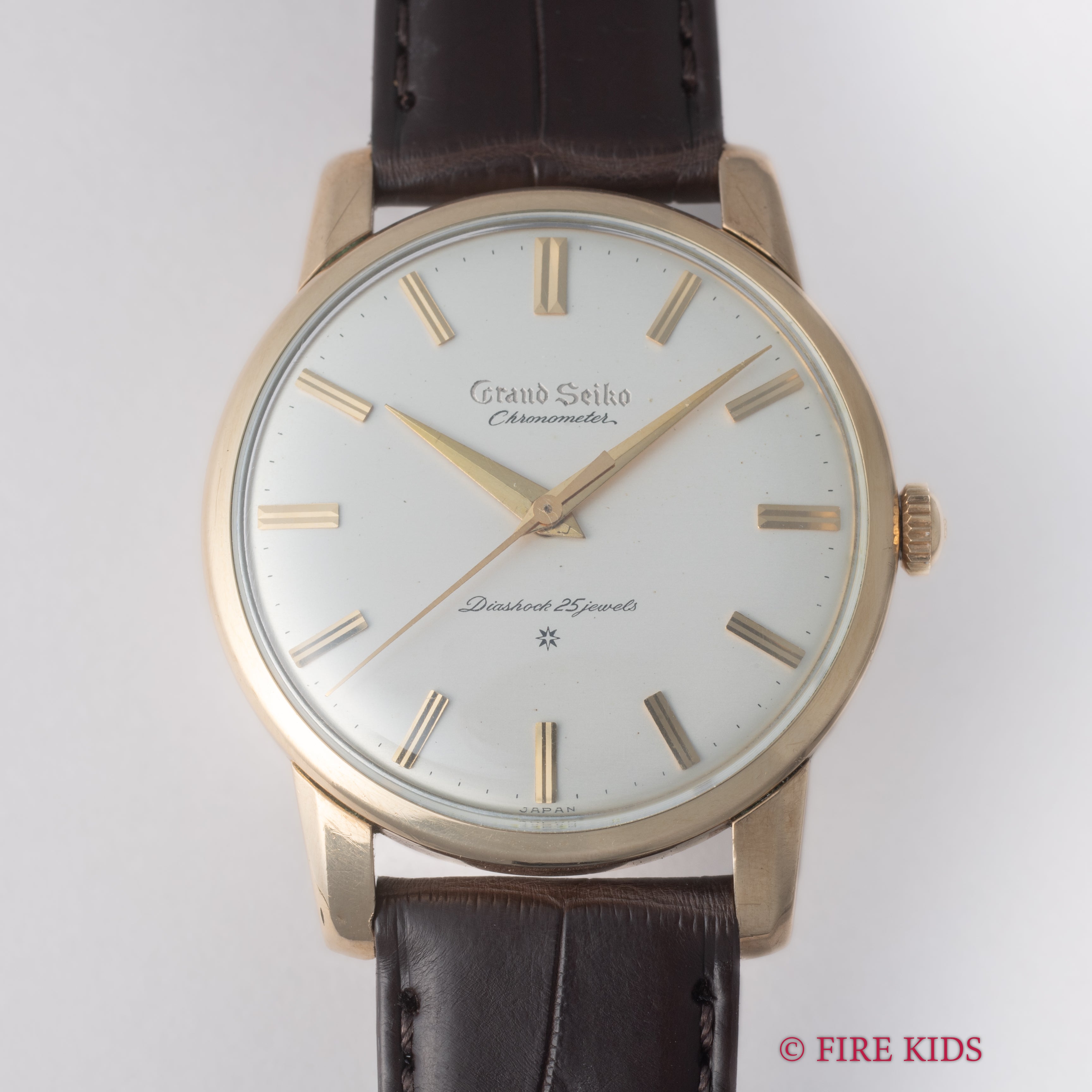 グランドセイコー ファーストモデル 1960年製 Ref.J14070GS 彫文字盤 Cal.3180 箱、タグ、歩度証明書付き