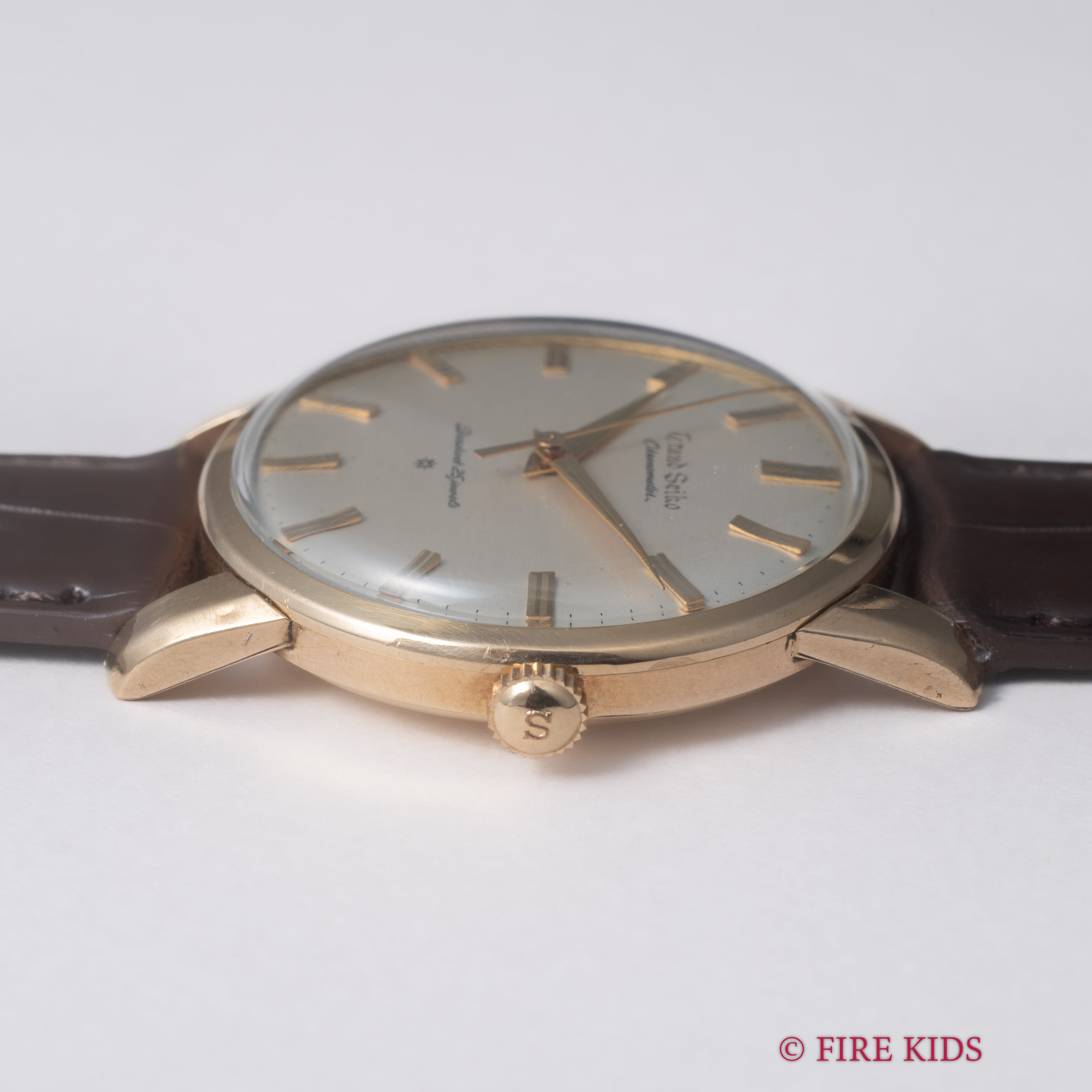 グランドセイコー ファーストモデル 1960年製 Ref.J14070GS 彫文字盤 Cal.3180 箱、タグ、歩度証明書付き