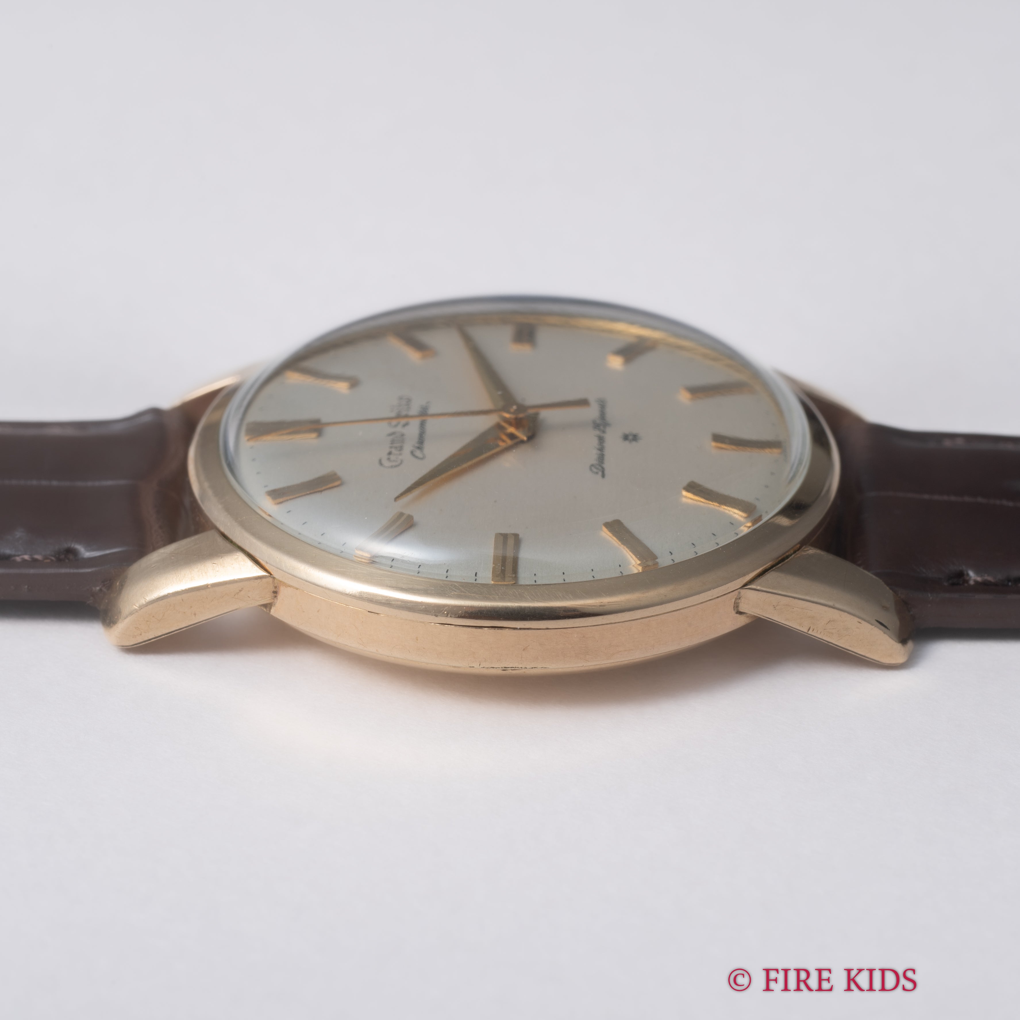 グランドセイコー ファーストモデル 1960年製 Ref.J14070GS 彫文字盤 Cal.3180 箱、タグ、歩度証明書付き