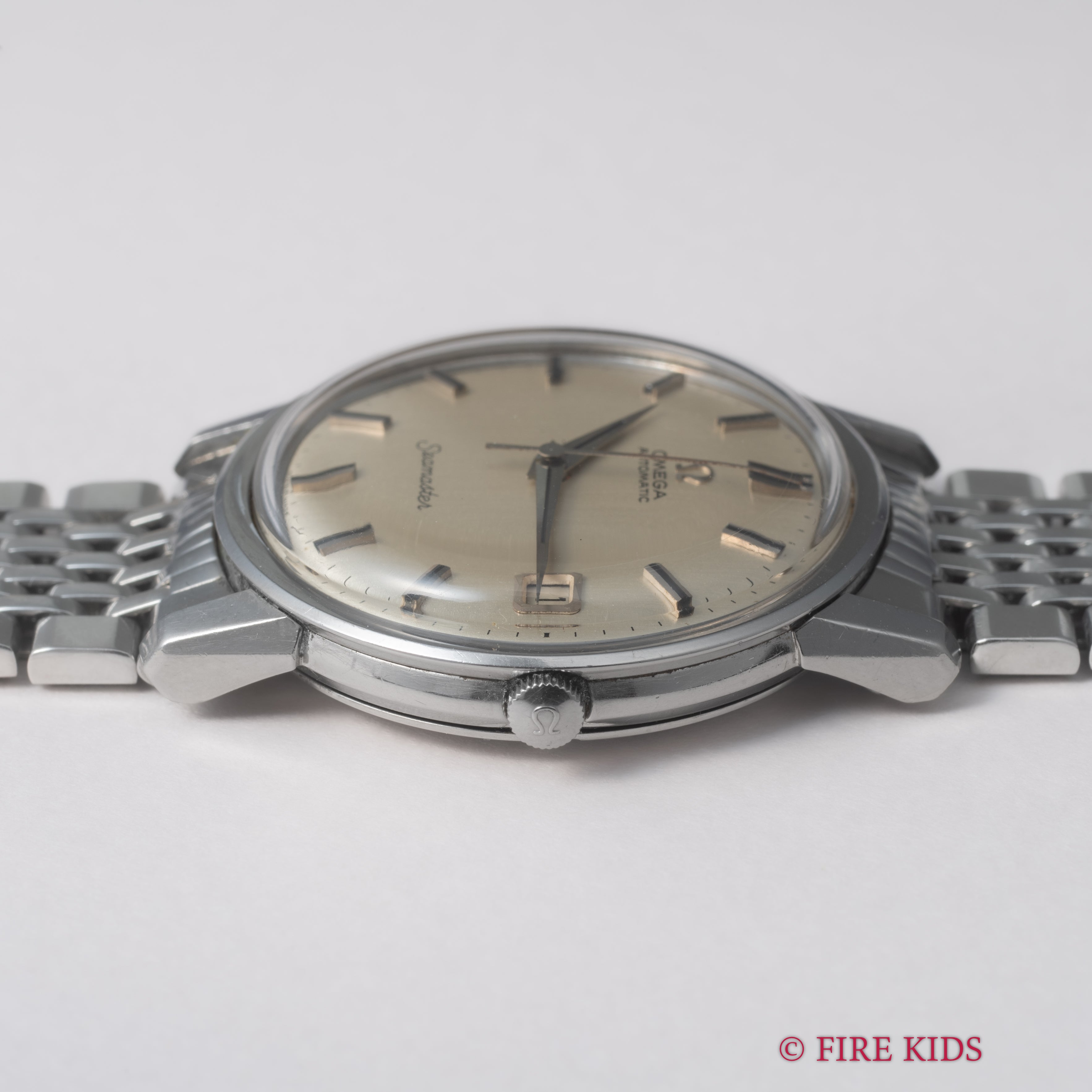 オメガ シーマスターオートマチック 1965年製 Cal.562 純正ブレス付き Ref.166.003