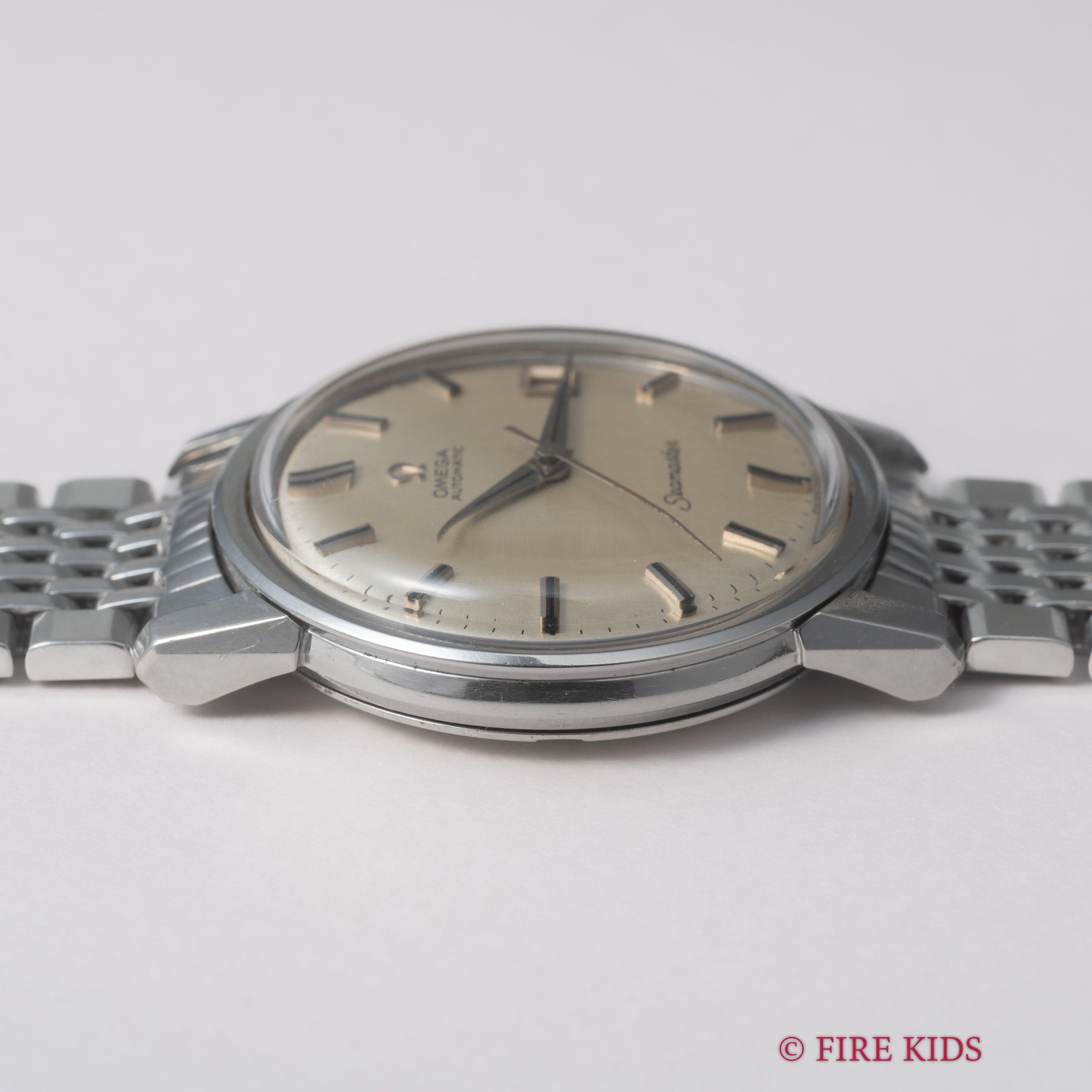 オメガ シーマスターオートマチック 1965年製 Cal.562 純正ブレス付き Ref.166.003