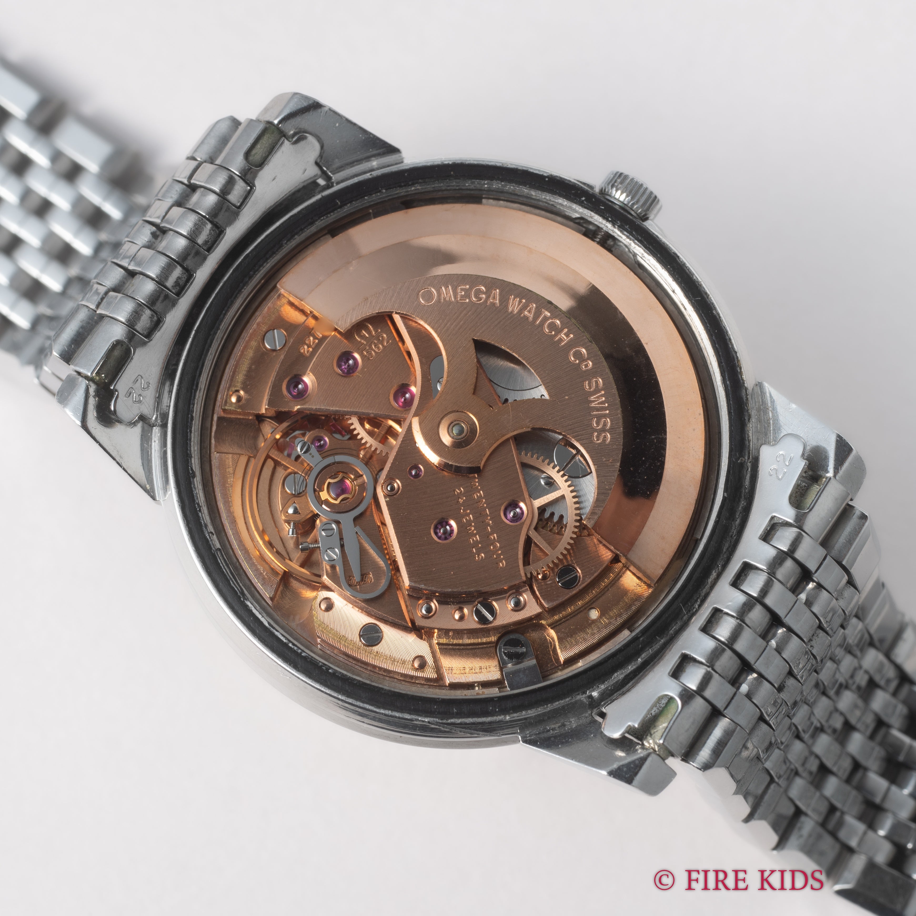 オメガ シーマスターオートマチック 1965年製 Cal.562 純正ブレス付き Ref.166.003