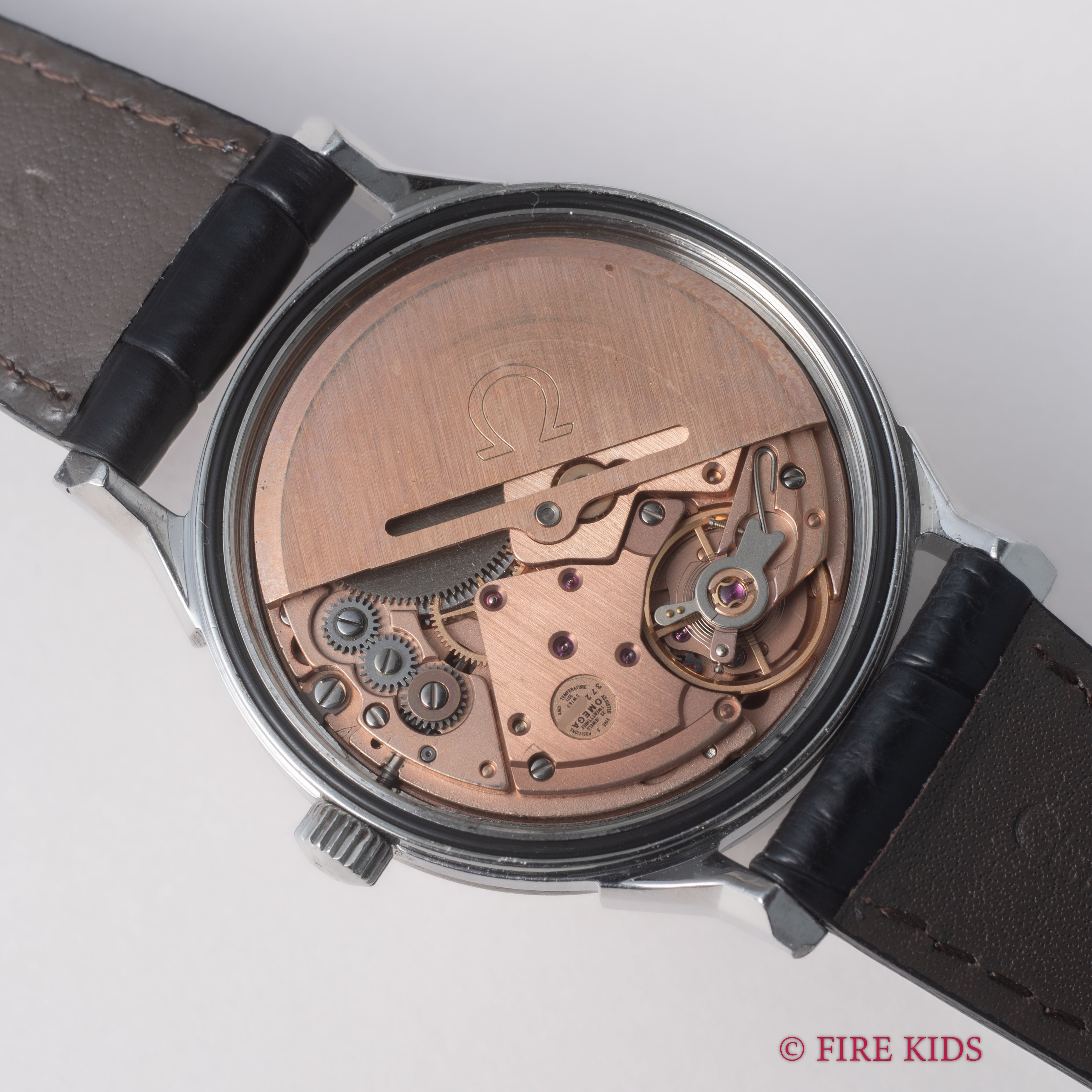 オメガ コンステレーション 12角 1973年製 最後期型 パイパンダイヤル 自動巻クロノメーター