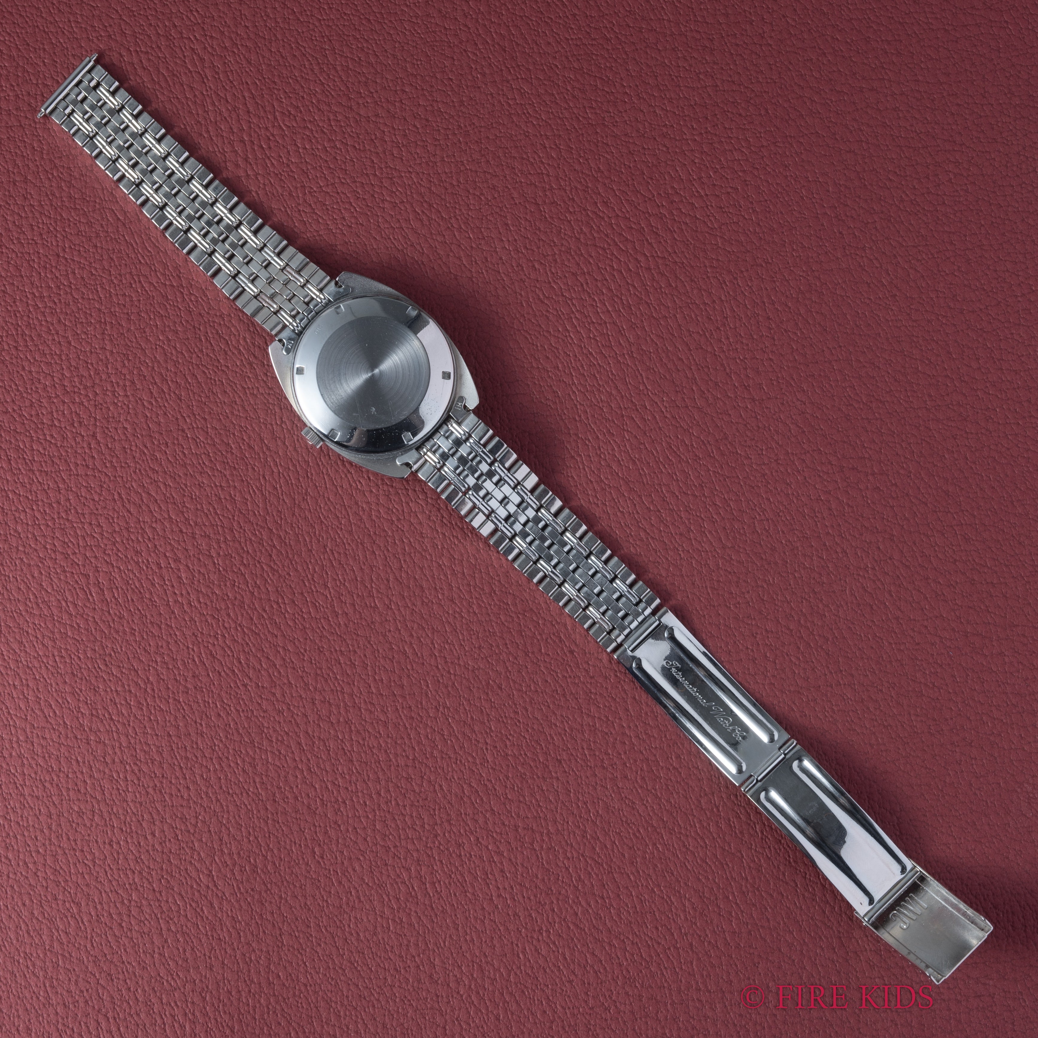 IWC TVスクリーン 1974年製 ブルーダイヤル ペラトン式自動巻Cal.8541B 純正ブレス付き