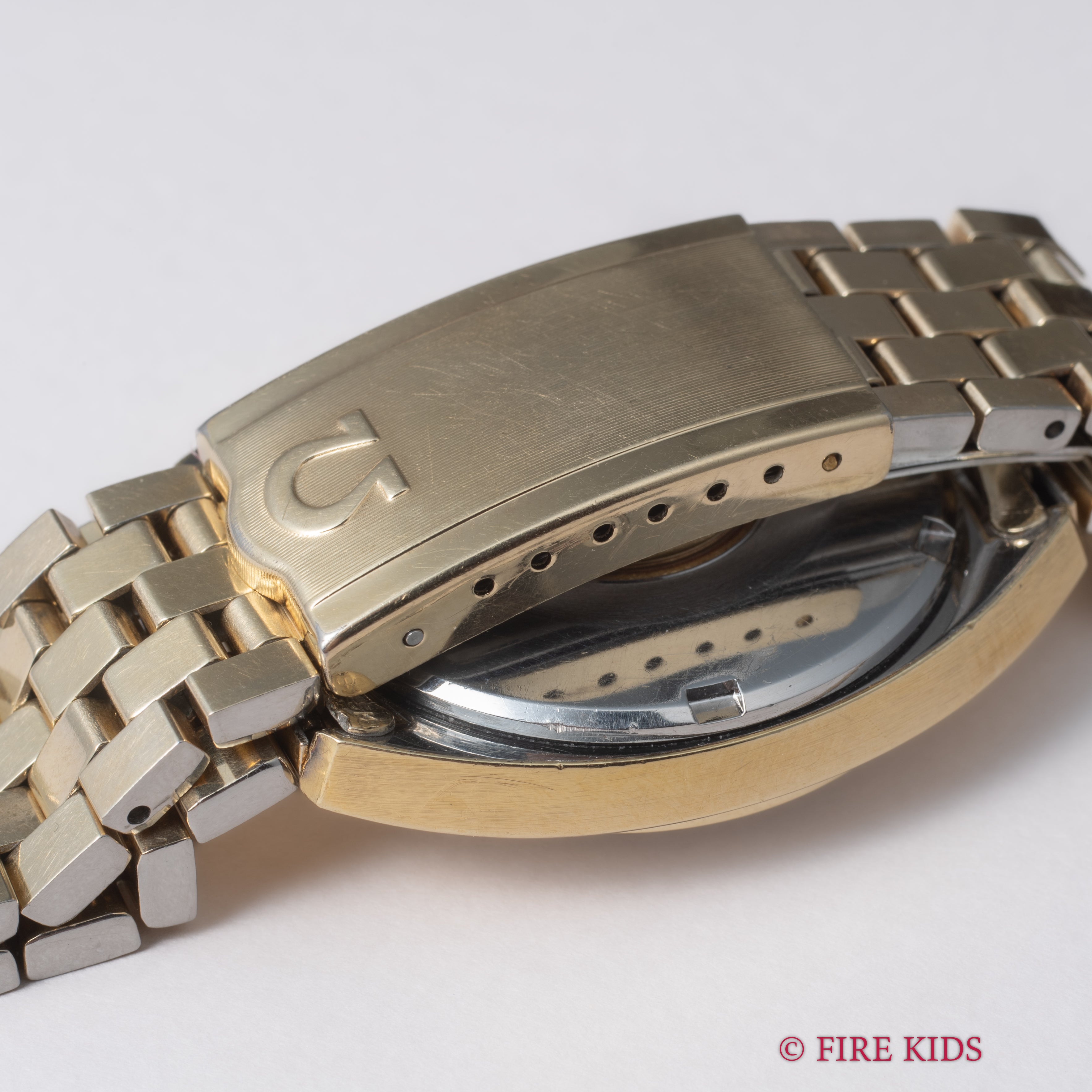 オメガ コンステレーション TURLERダブルネーム ジェンタ前期型 トップゴールドケース 1968年製 自動巻クロノメーターリネンダイヤル Ref.168.029 純正ブレス