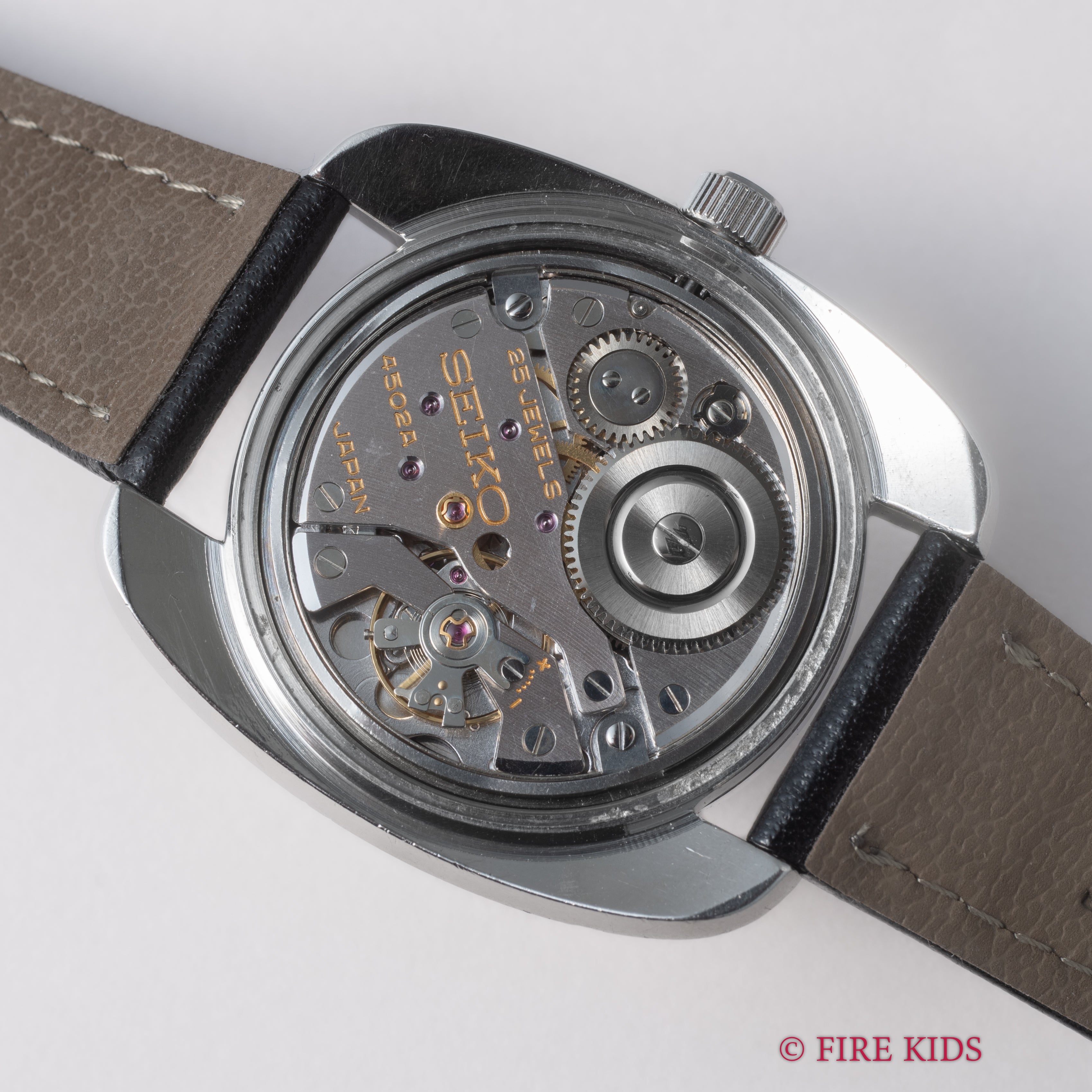 キングセイコー 45KS 1969年製 10振動手巻き リネンダイヤル Ref.4502‐8000 KS尾錠