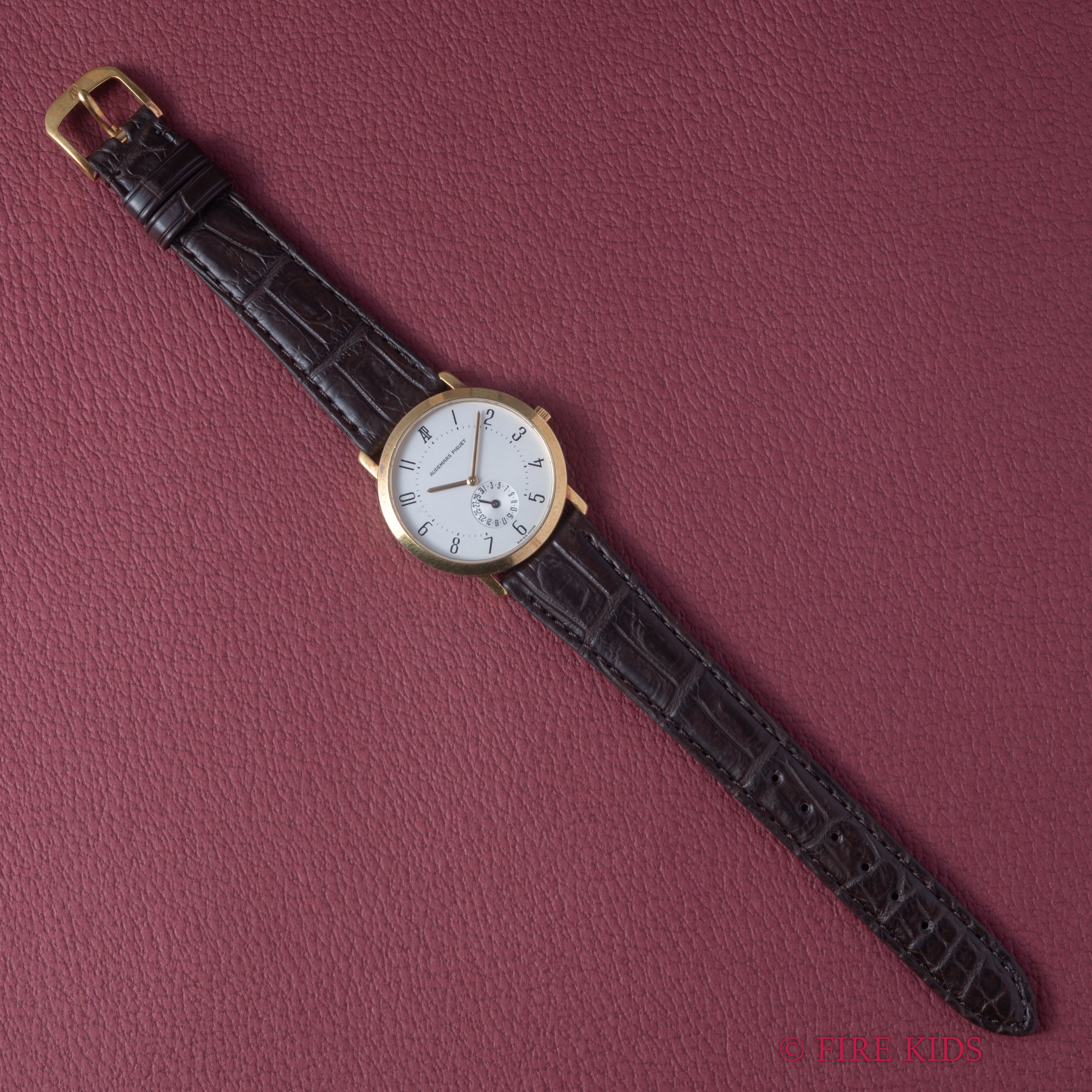 オーデマ・ピゲ ディスクカレンダー 1980~86年製 18金無垢ケース 手巻 Cal.2080 純正尾錠