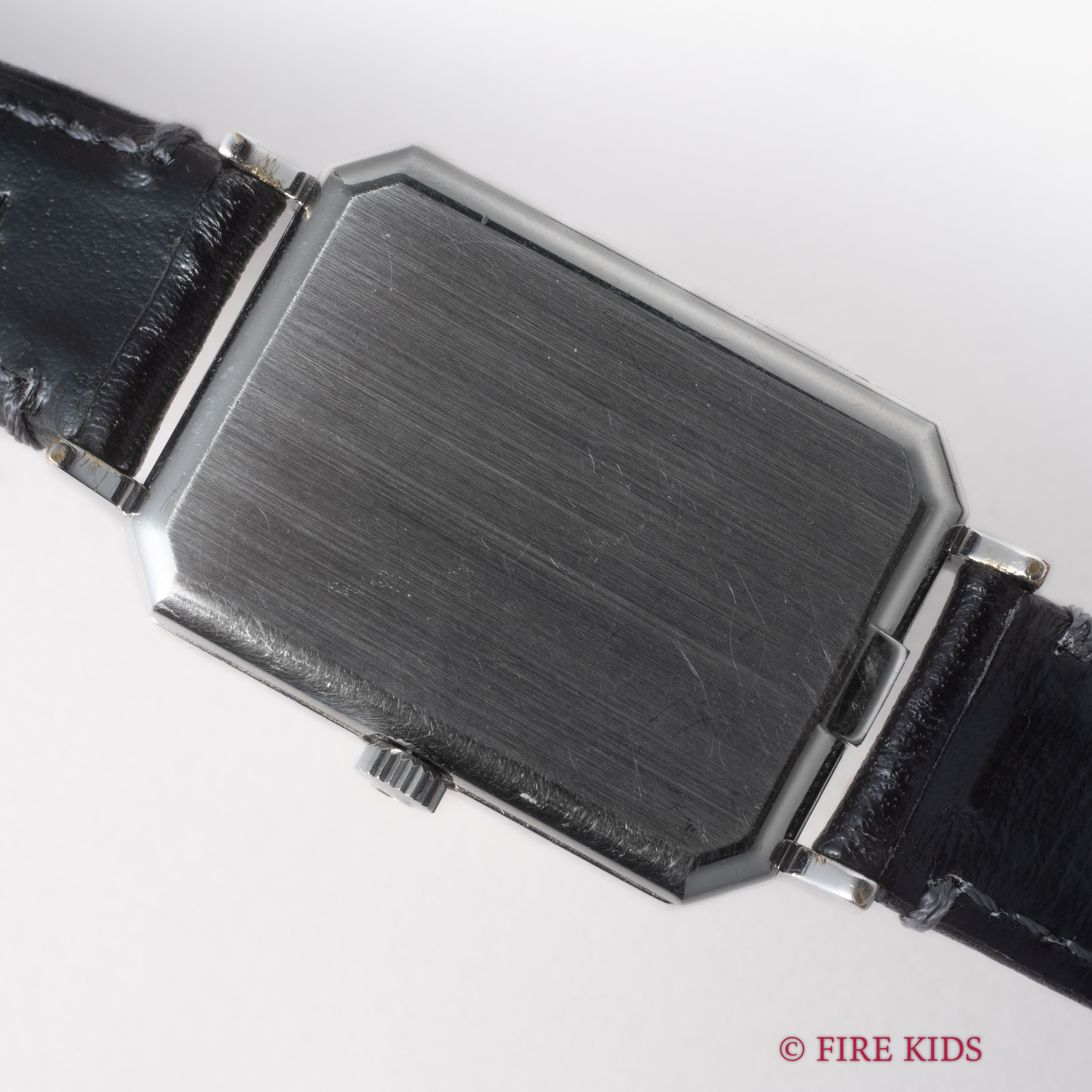 オメガ デ・ヴィル 角型 ブルーダイヤル 1972年製 手巻き カットガラス Ref.5110378 Cal.625