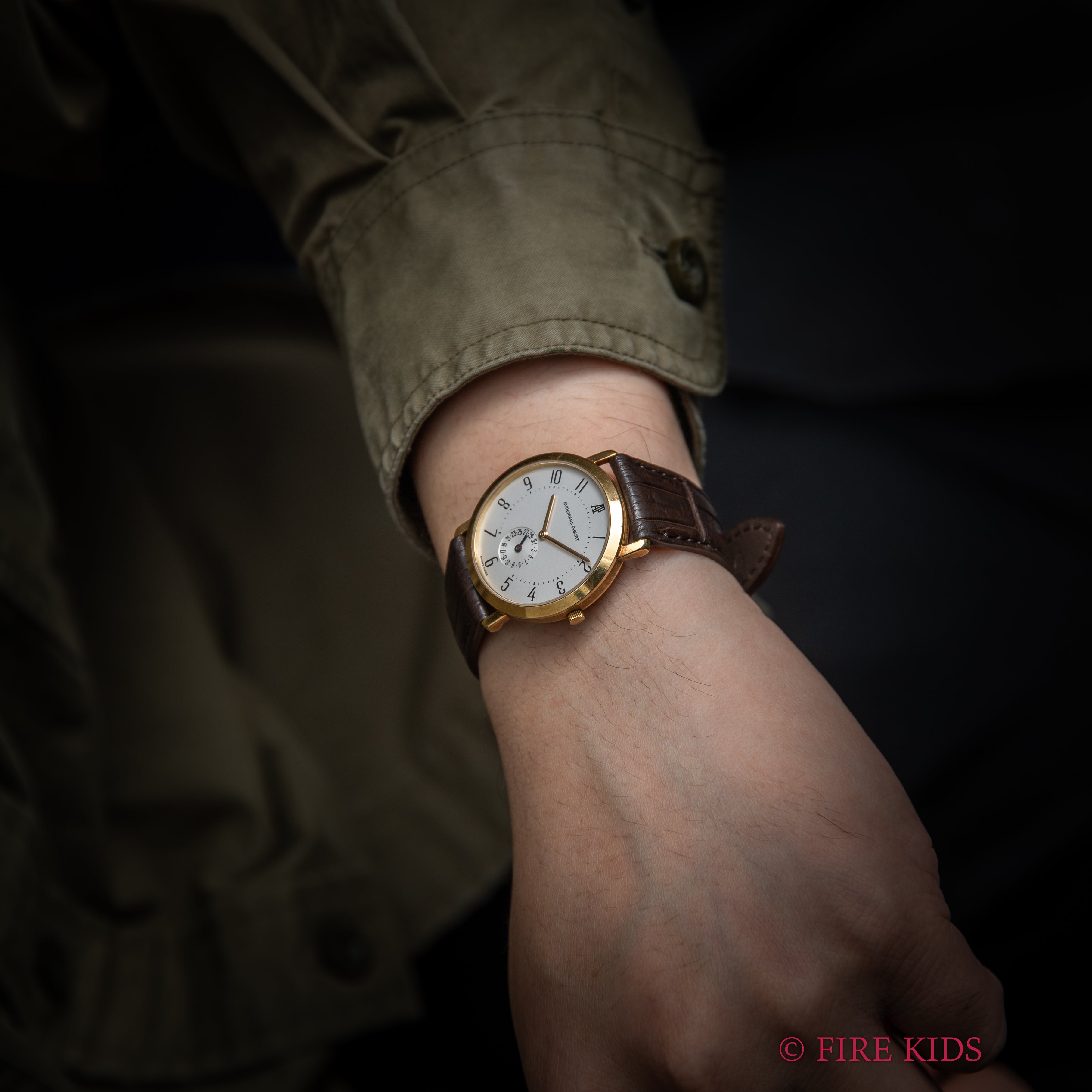 オーデマ・ピゲ ディスクカレンダー 1980~86年製 18金無垢ケース 手巻 Cal.2080 純正尾錠