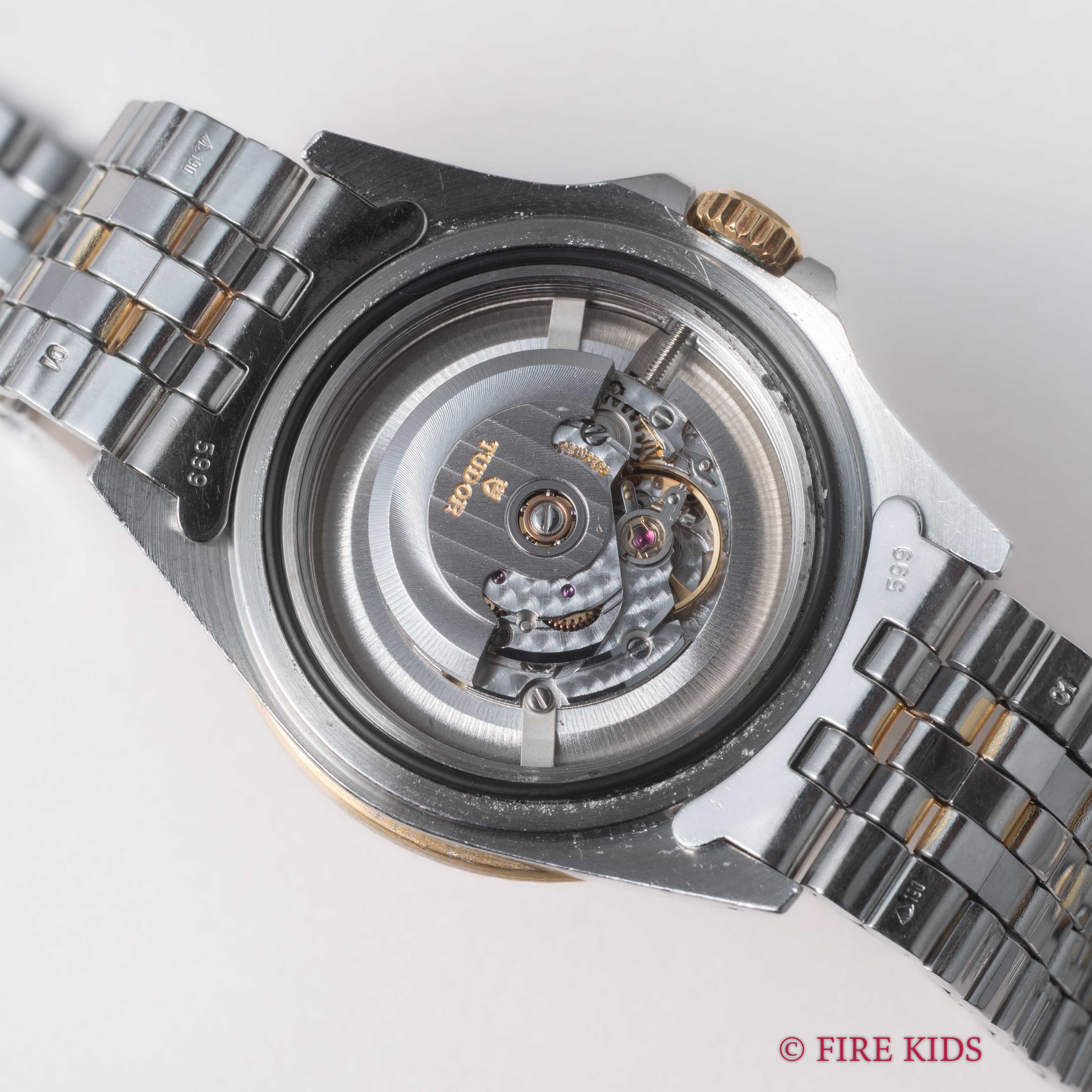 チューダー ミニサブ 自動巻き 1991年製 Ref.73091 コンビ 王冠リューズ 純正ブレス 箱ギャラ