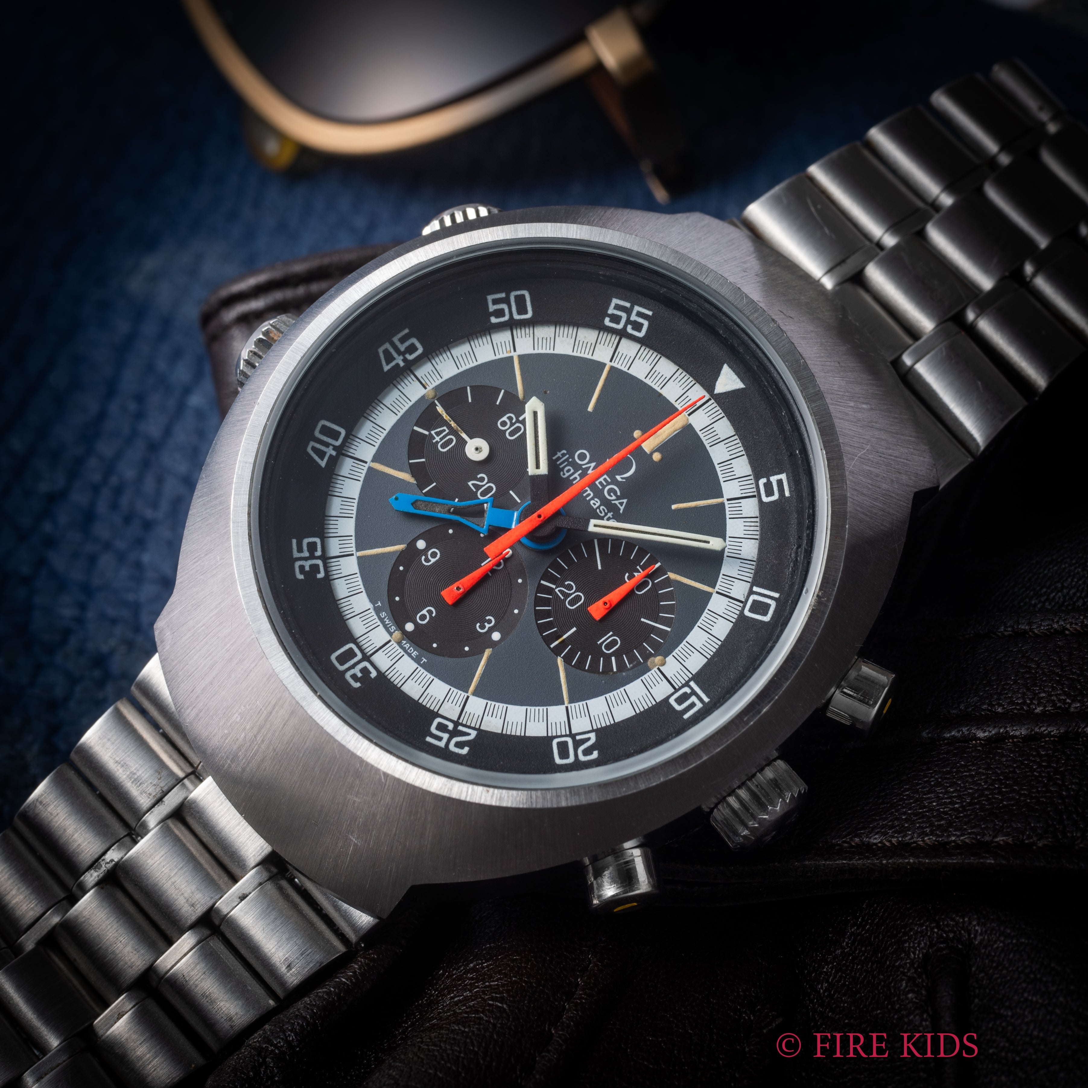 オメガ フライトマスター 後期型 1972年製 Ref.145.026 手巻クロノグラフ Cal.911 オレンジ針 純正ブレス