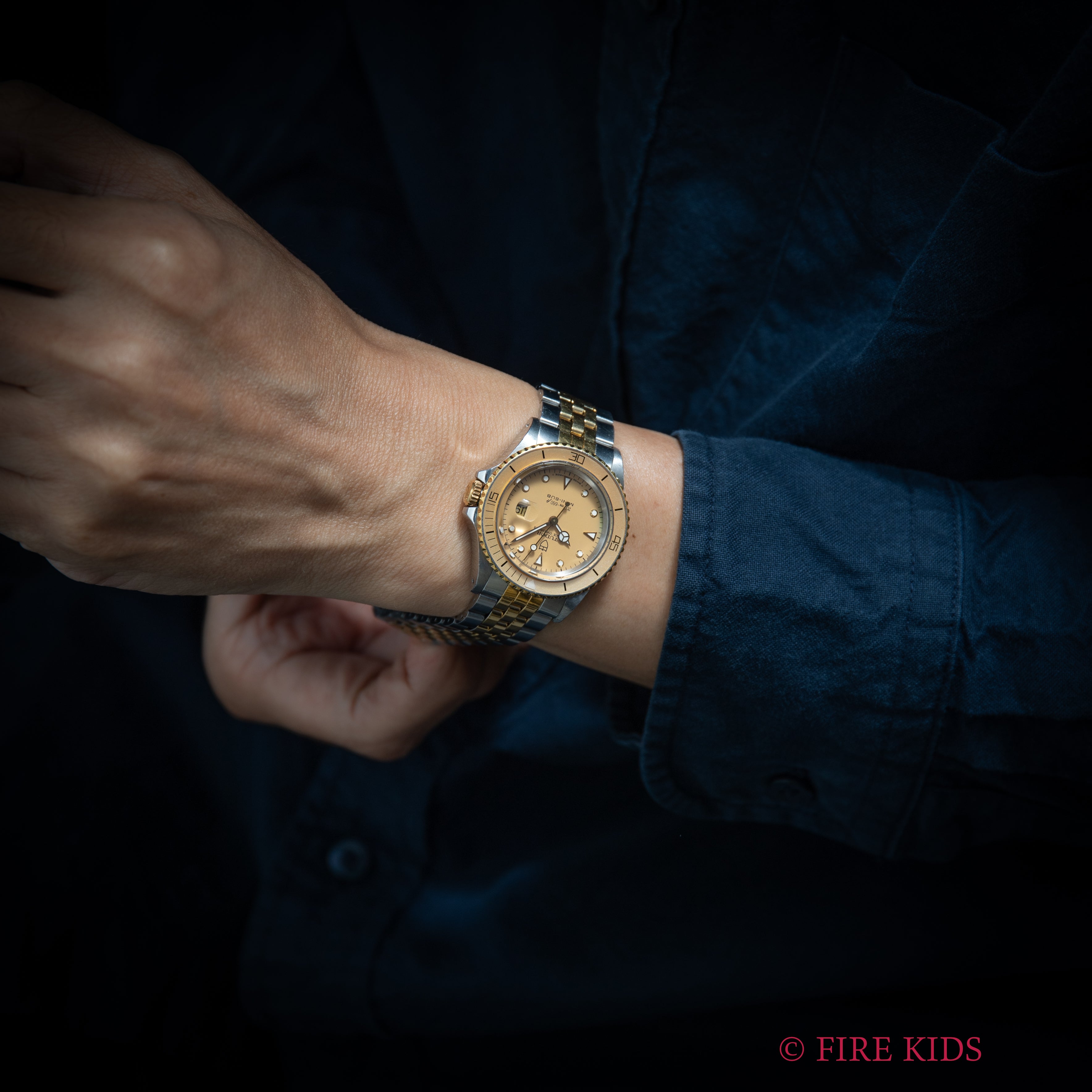 チューダー ミニサブ 自動巻き 1991年製 Ref.73091 コンビ 王冠リューズ 純正ブレス 箱ギャラ