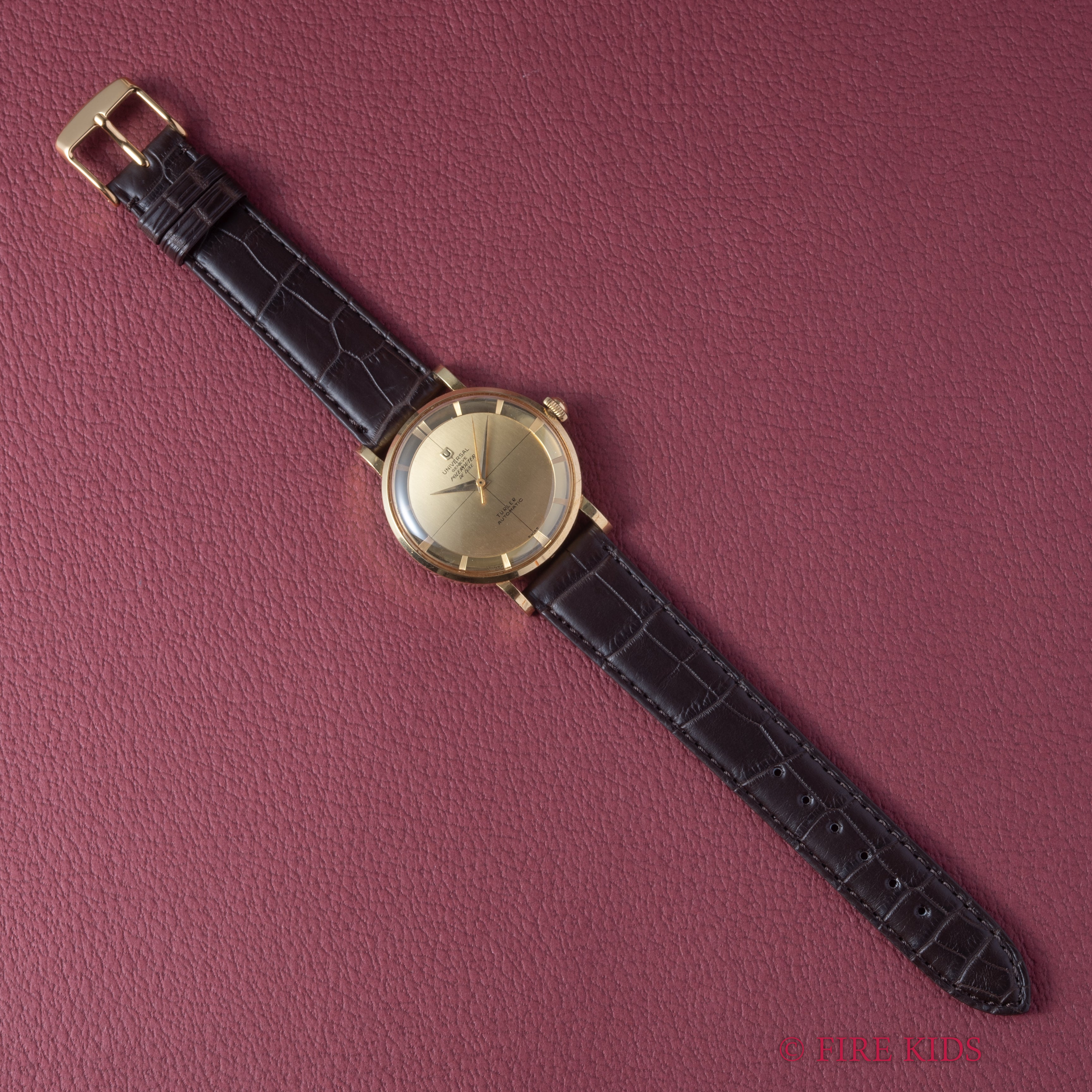 ユニバーサル・ジュネーブ 18金無垢ポールルーター デラックス 1950年代製 自動巻 Cal.138SS