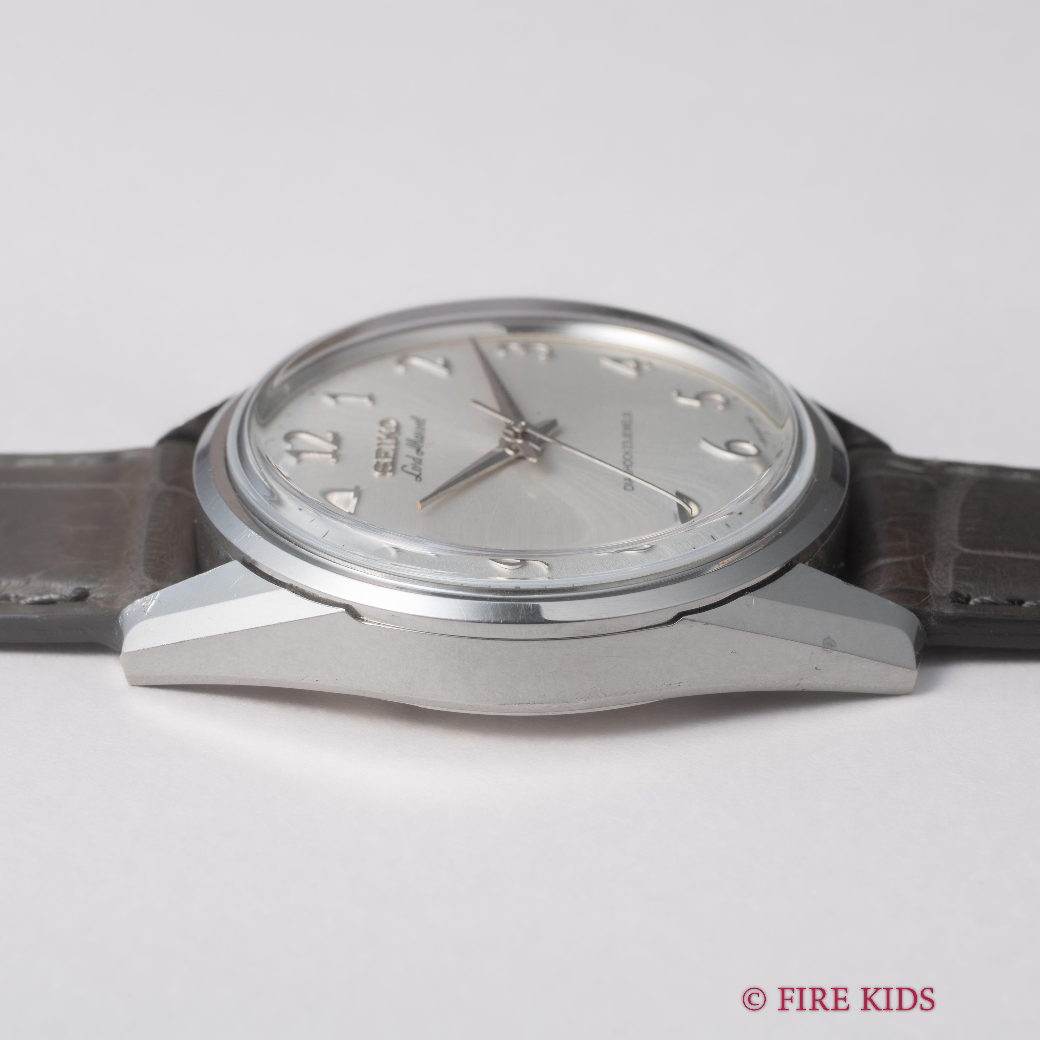 セイコー ロードマーベル 1966年製 Ref.5740‐8000 ロービート手巻き アラビアダイヤル 筆記体ロゴ