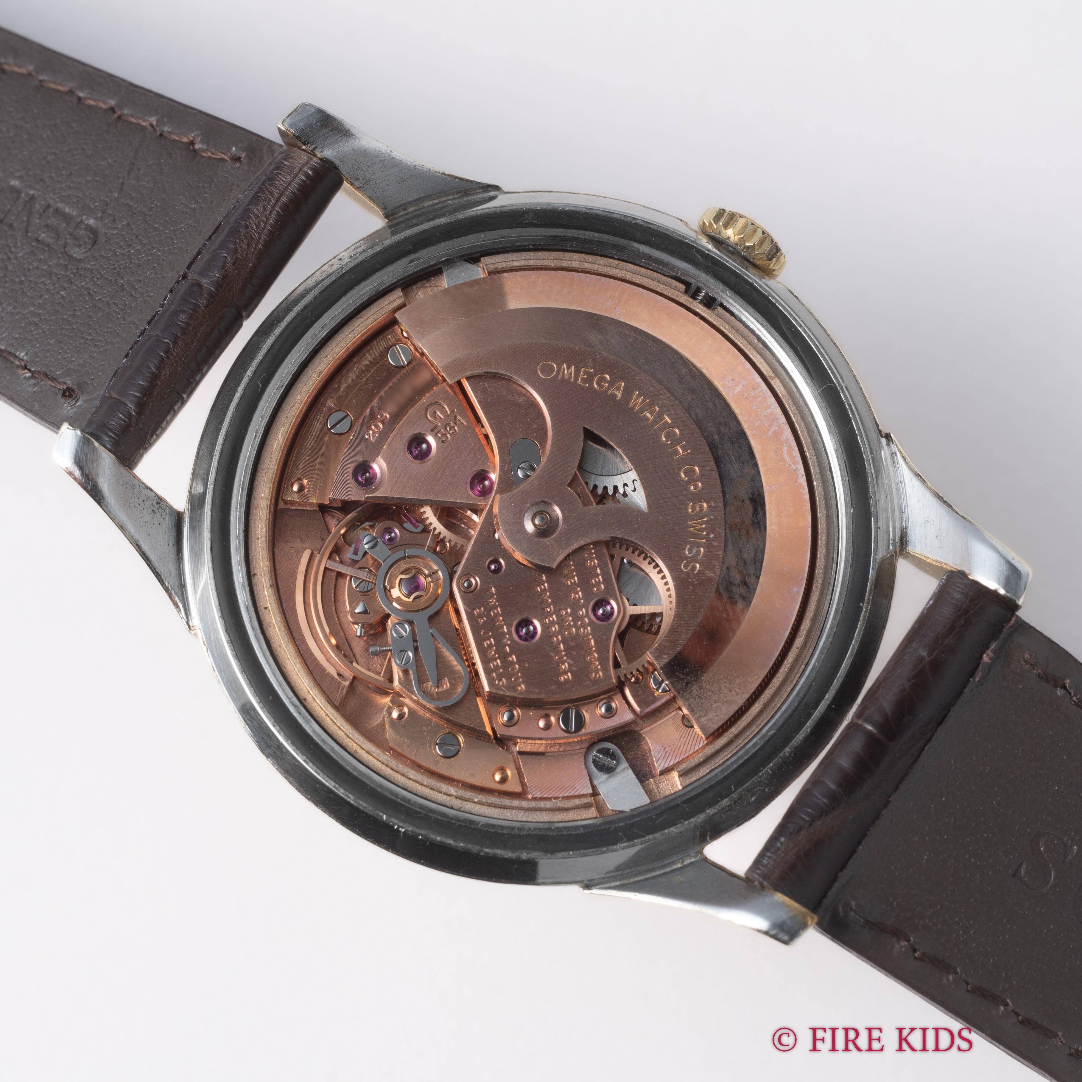 オメガ コンステレーション 1963年製 トップゴールドケース 自動巻クロノメーター Cal.561