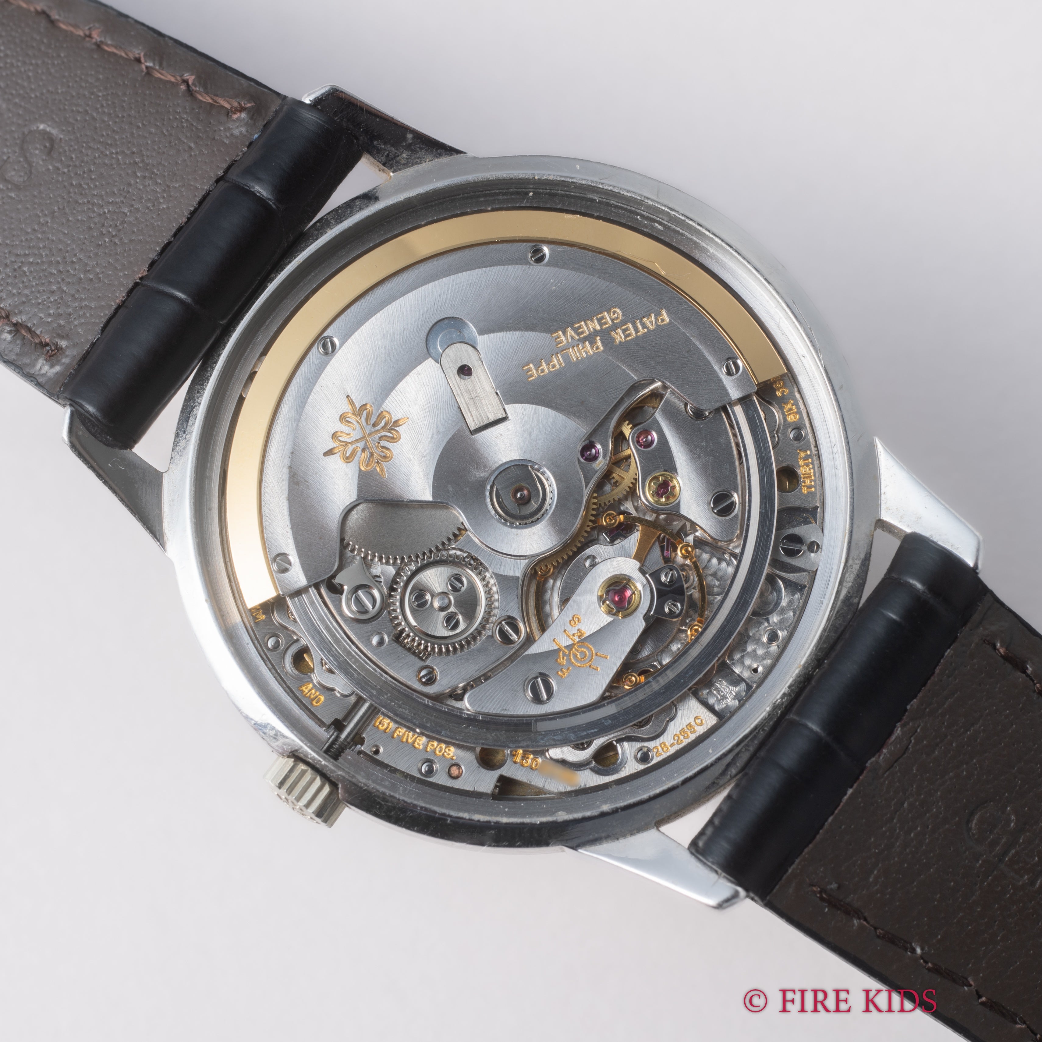 パテック・フィリップ カラトラバ Ref.3602 1970年代製 ホワイトローマンダイヤル 自動巻デイト Cal.28‐255C 純正尾錠