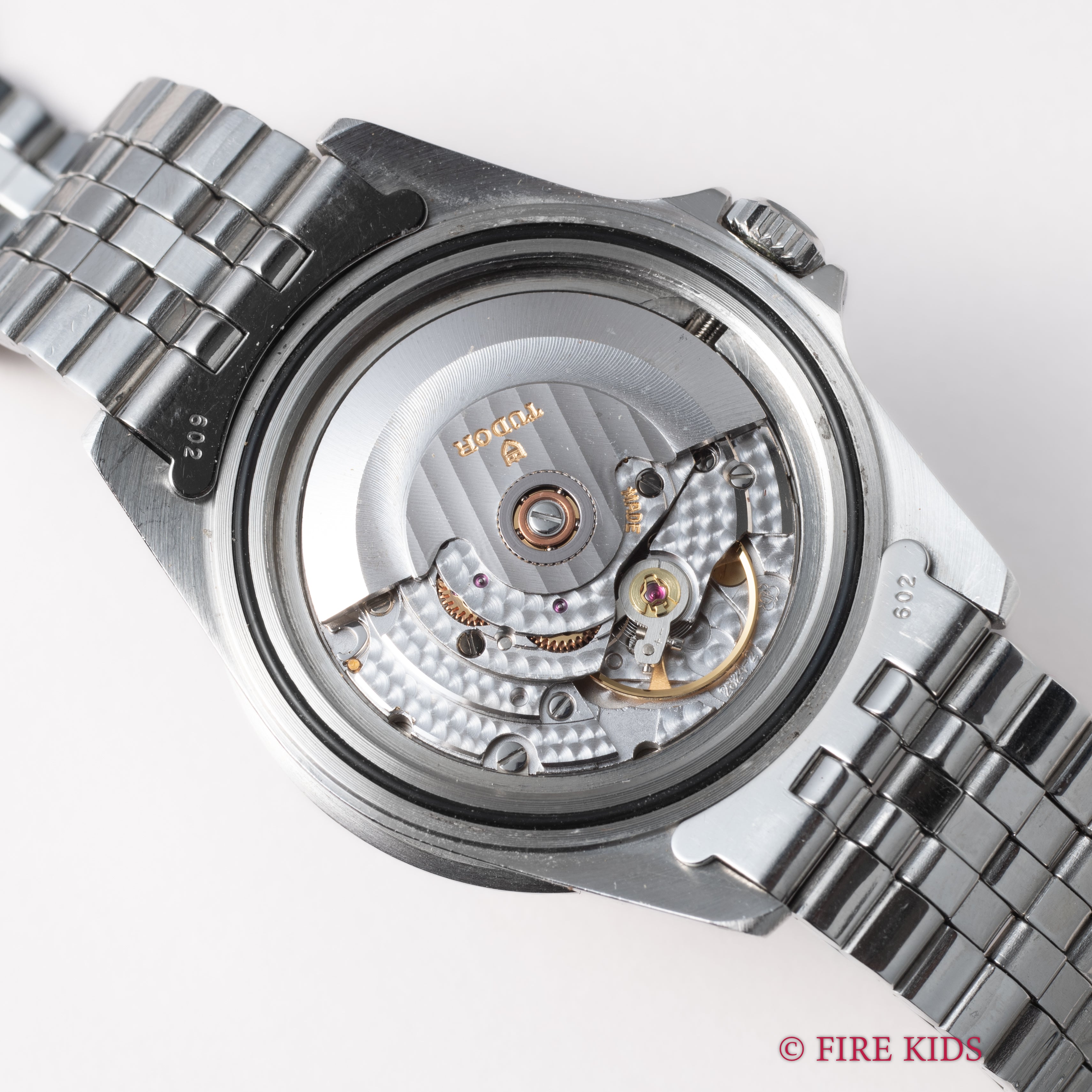 チューダー 1988年製 サブマリーナ Ref.76000 ブルー 36㎜ミッドサイズ 純正ブレス付き 箱付き