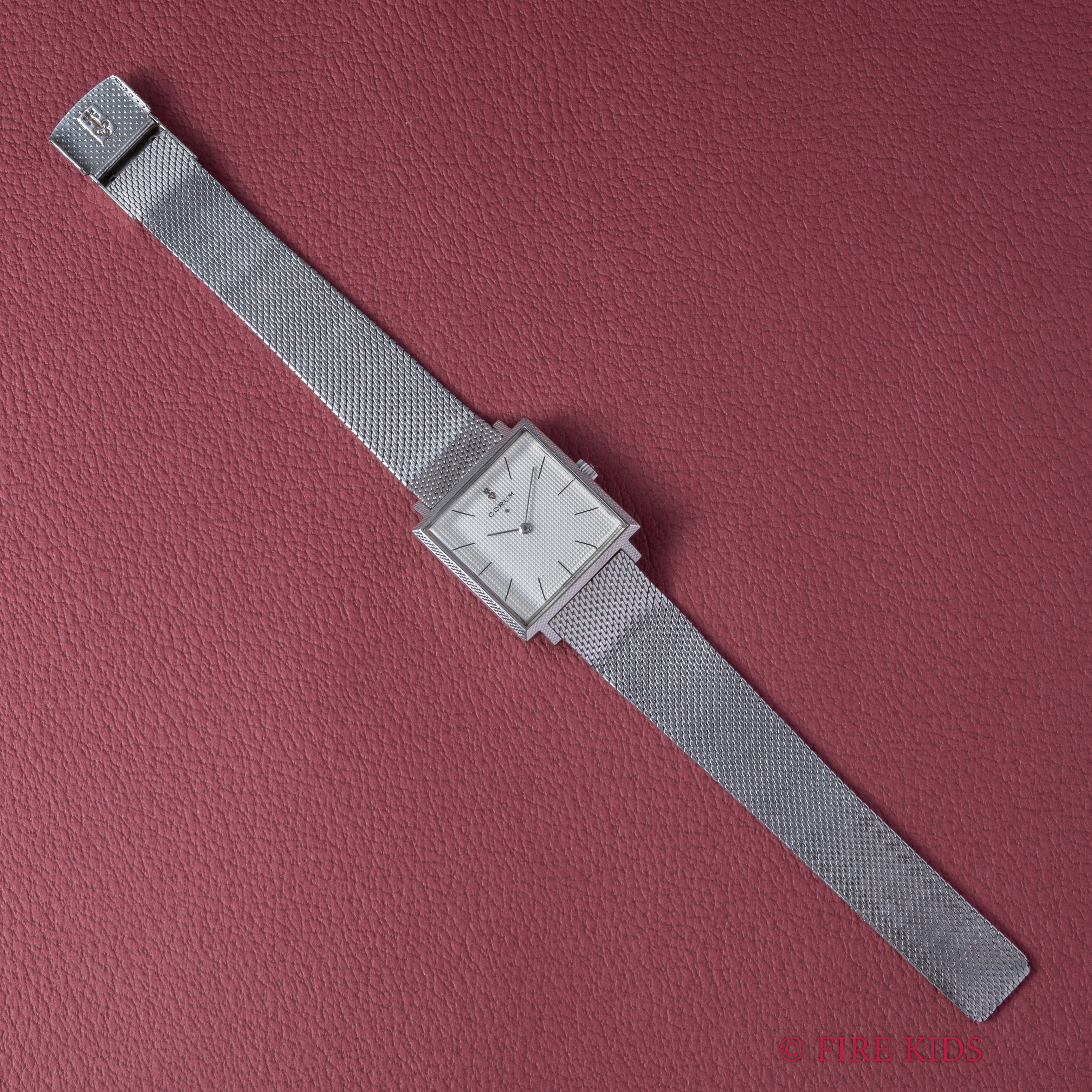 コルム スクエアケース 1970年代 自動巻き 純正ブレス付き アドミラルズカップ