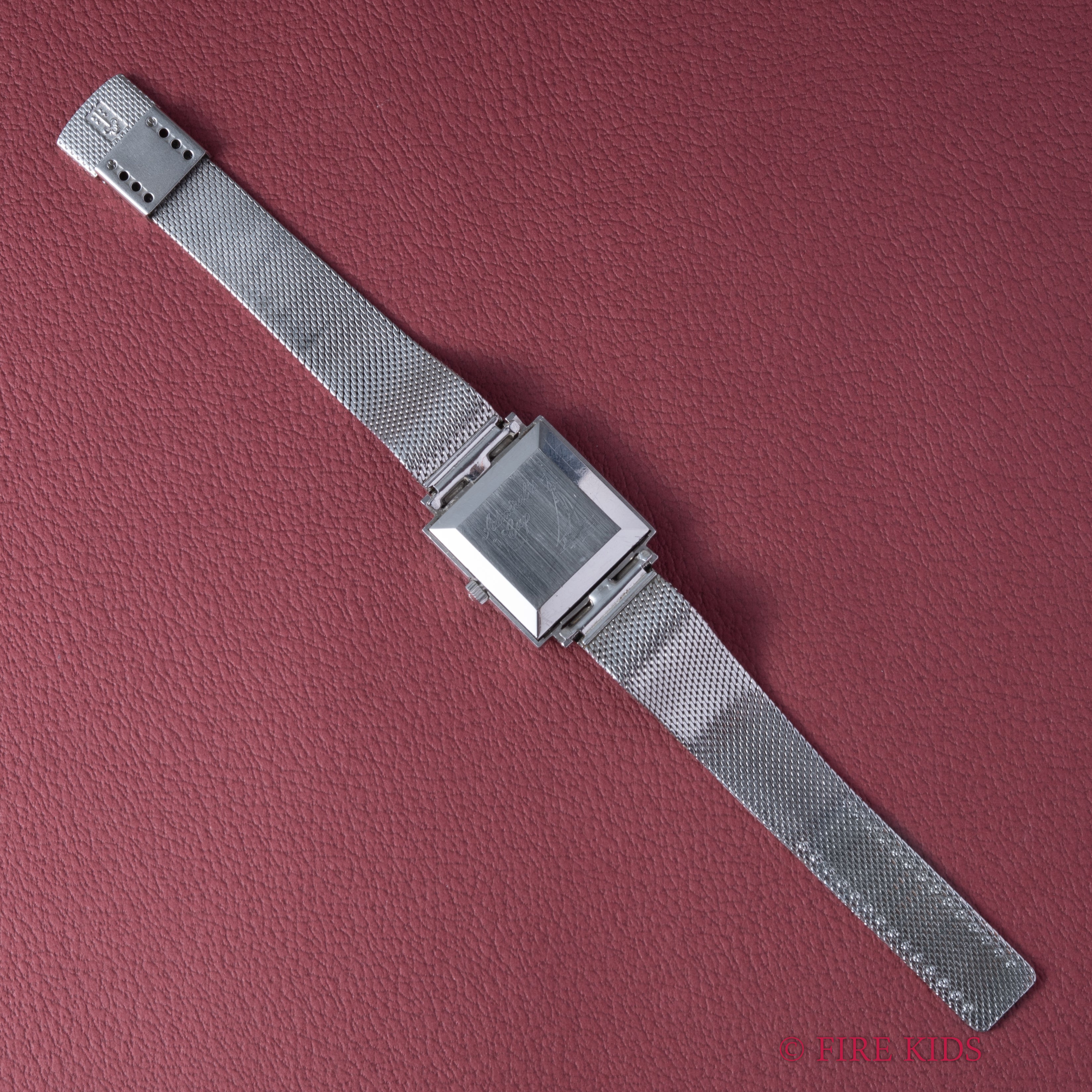 コルム スクエアケース 1970年代 自動巻き 純正ブレス付き アドミラルズカップ