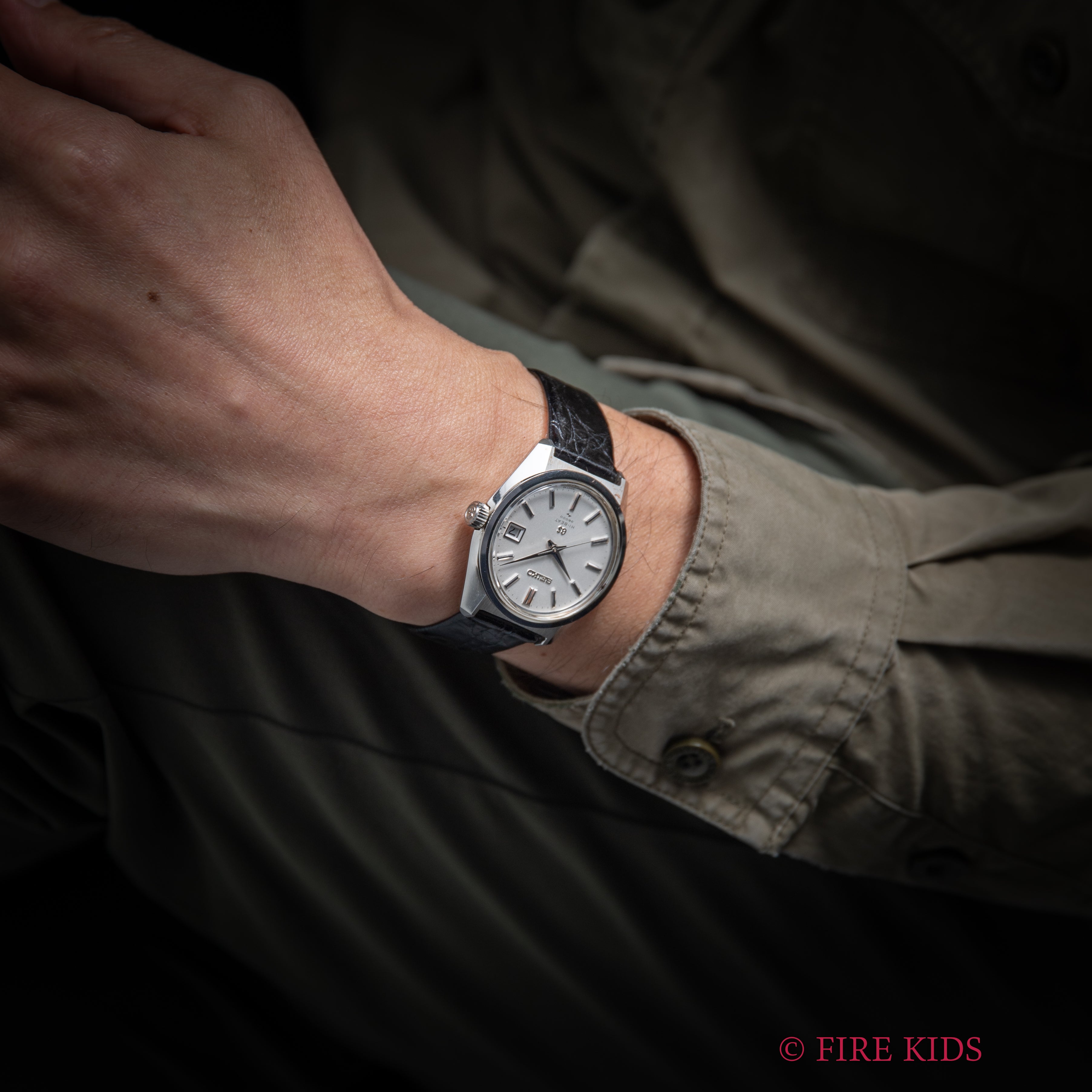 グランドセイコー ハイビート 1968年製 10振動 手巻 45GS Ref.4522-8000 GS尾錠付