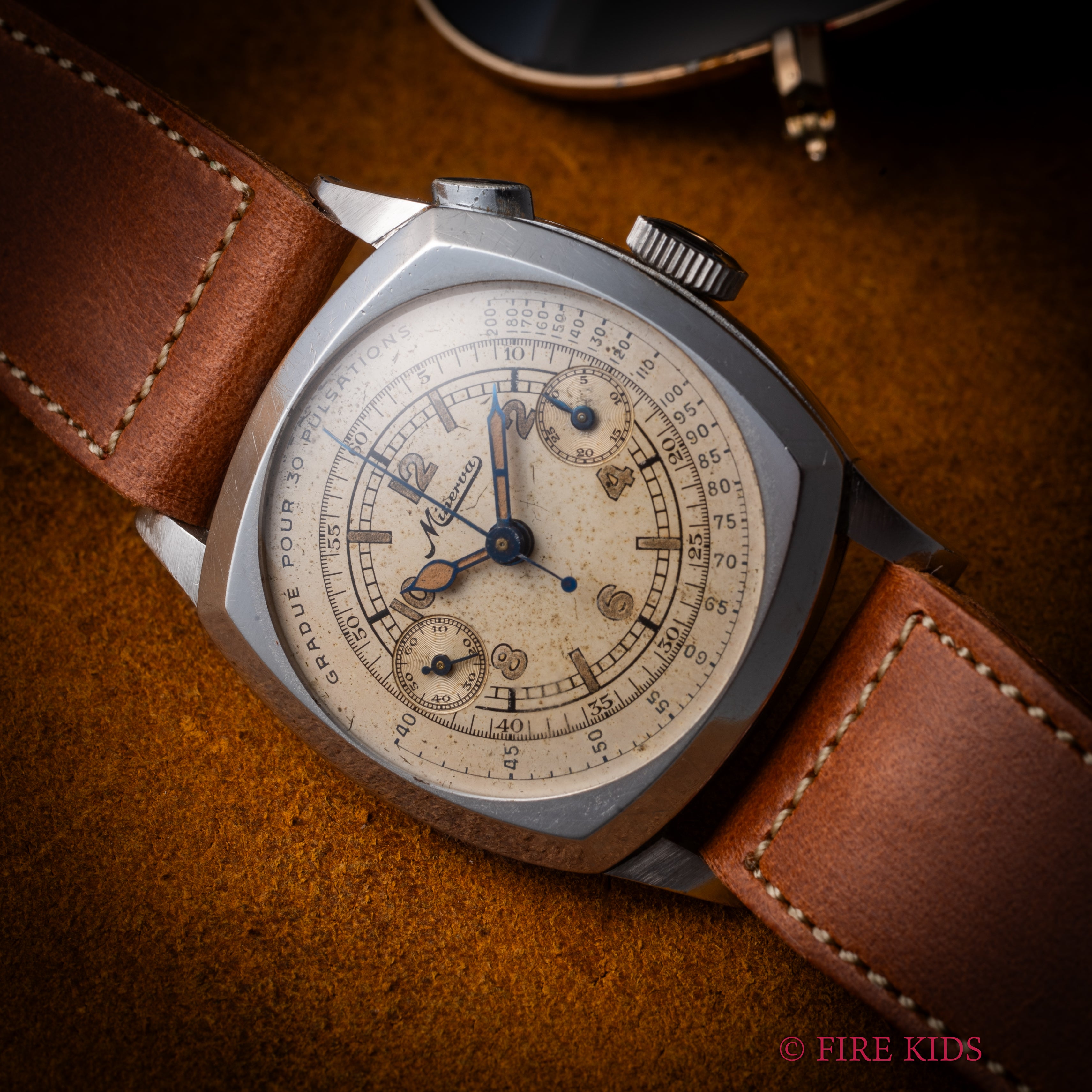 ミネルバ 1940年代製 ドクターズウオッチ Cal.13-20CH ワンプッシュクロノ ステンレスクッションケース