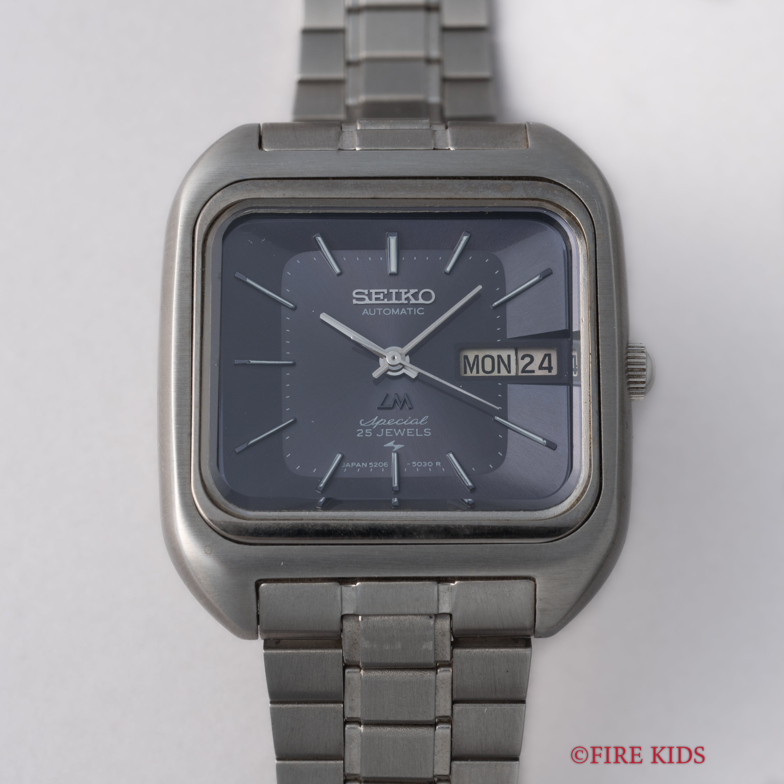 セイコー ロードマチックスペシャル 1971年製 スクエアケース パープルダイアル Ref.5206-5030 純正ブレス付き