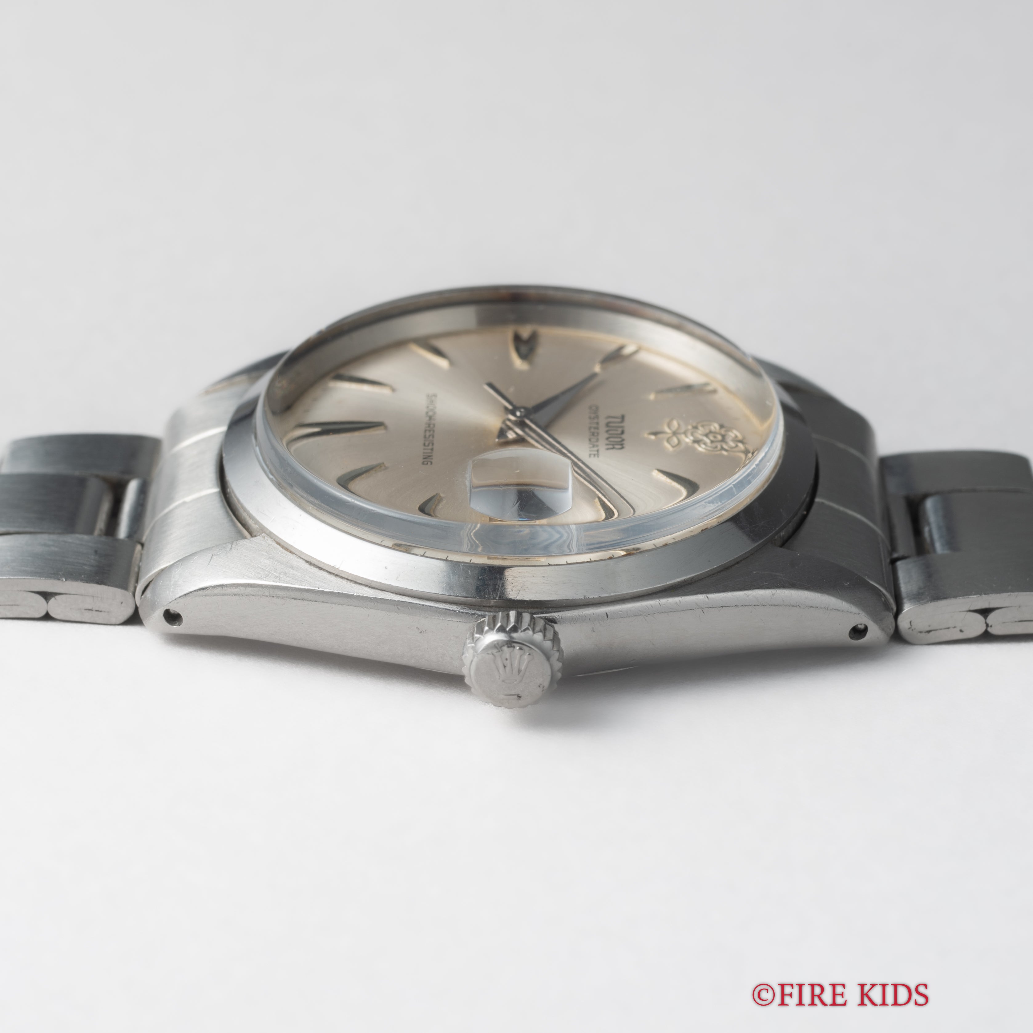 チューダー デカバラ オイスターデイト 1965年製 Ref.7962 シルバーダイヤル 純正巻きブレス付き