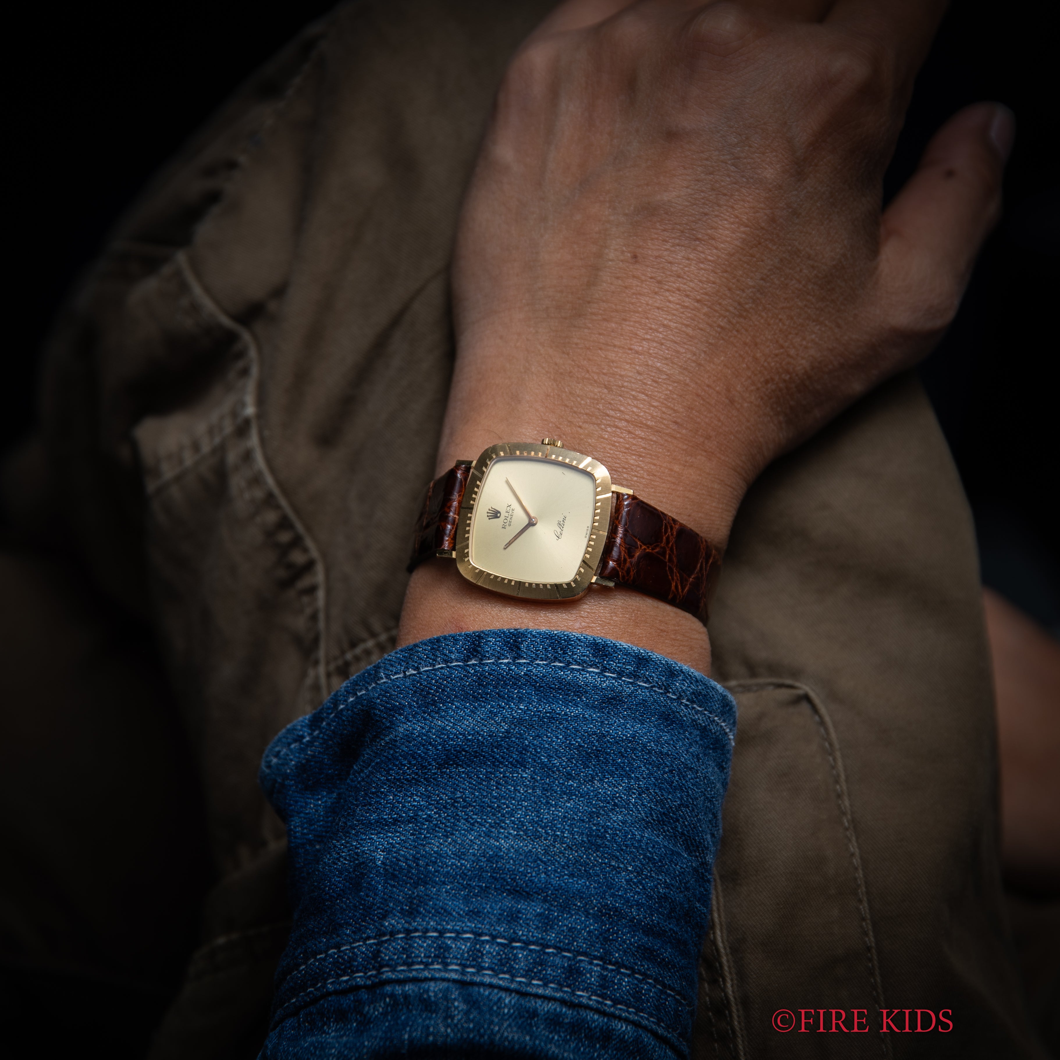 ロレックス 18金無垢チェリーニ 1981年製 Ref.4084 純正18金無垢尾錠付き 手巻き