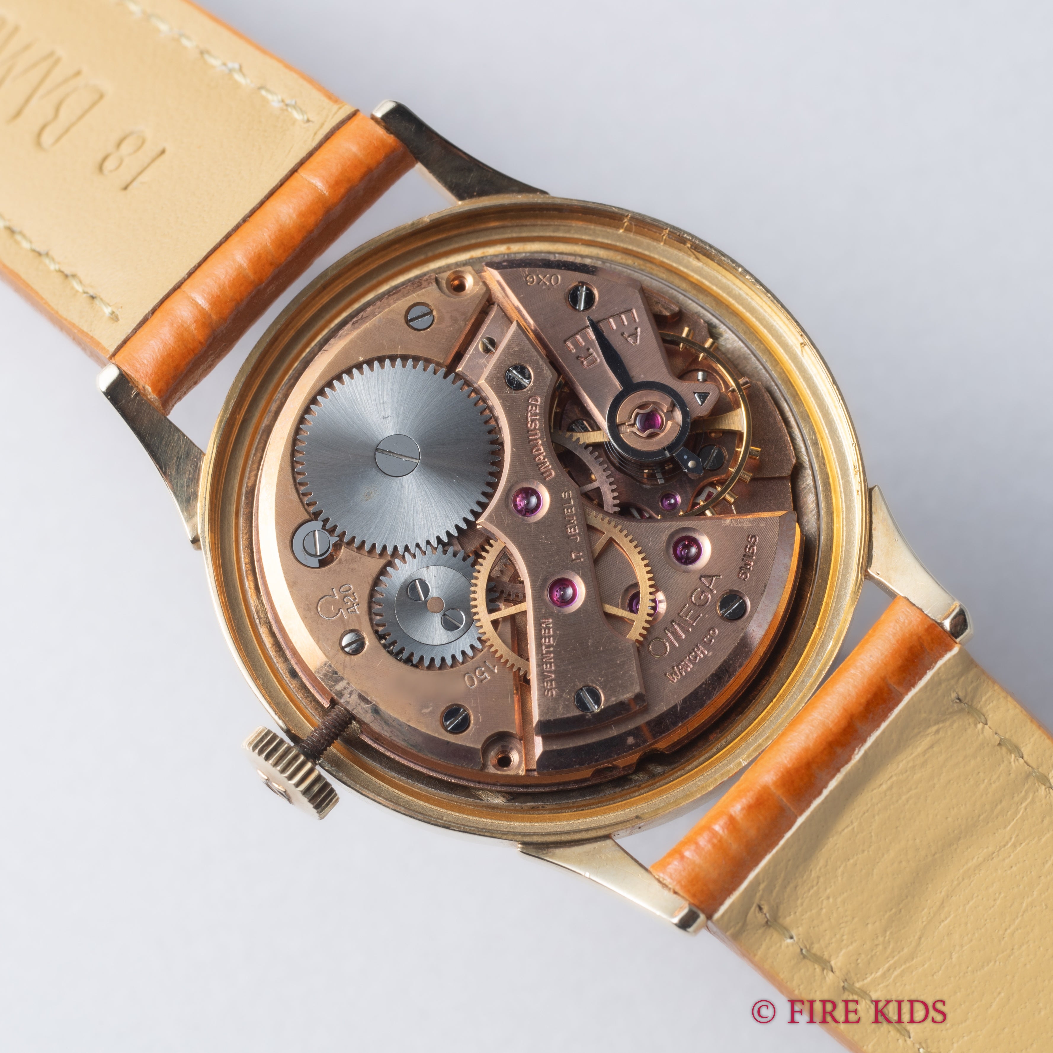 オメガ 14金無垢ケース 1956年製 Cal.420 手巻き