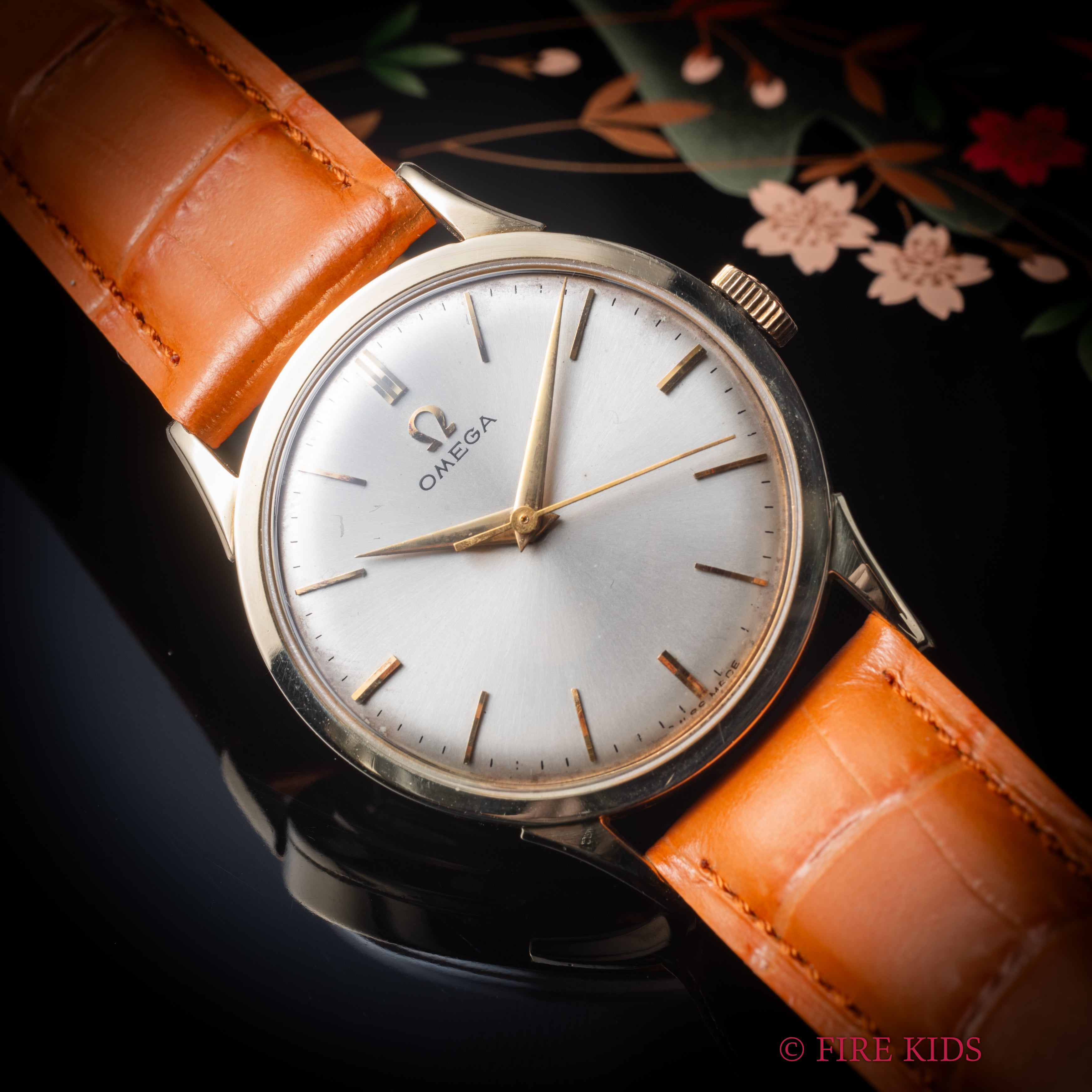 オメガ 14金無垢ケース 1956年製 Cal.420 手巻き