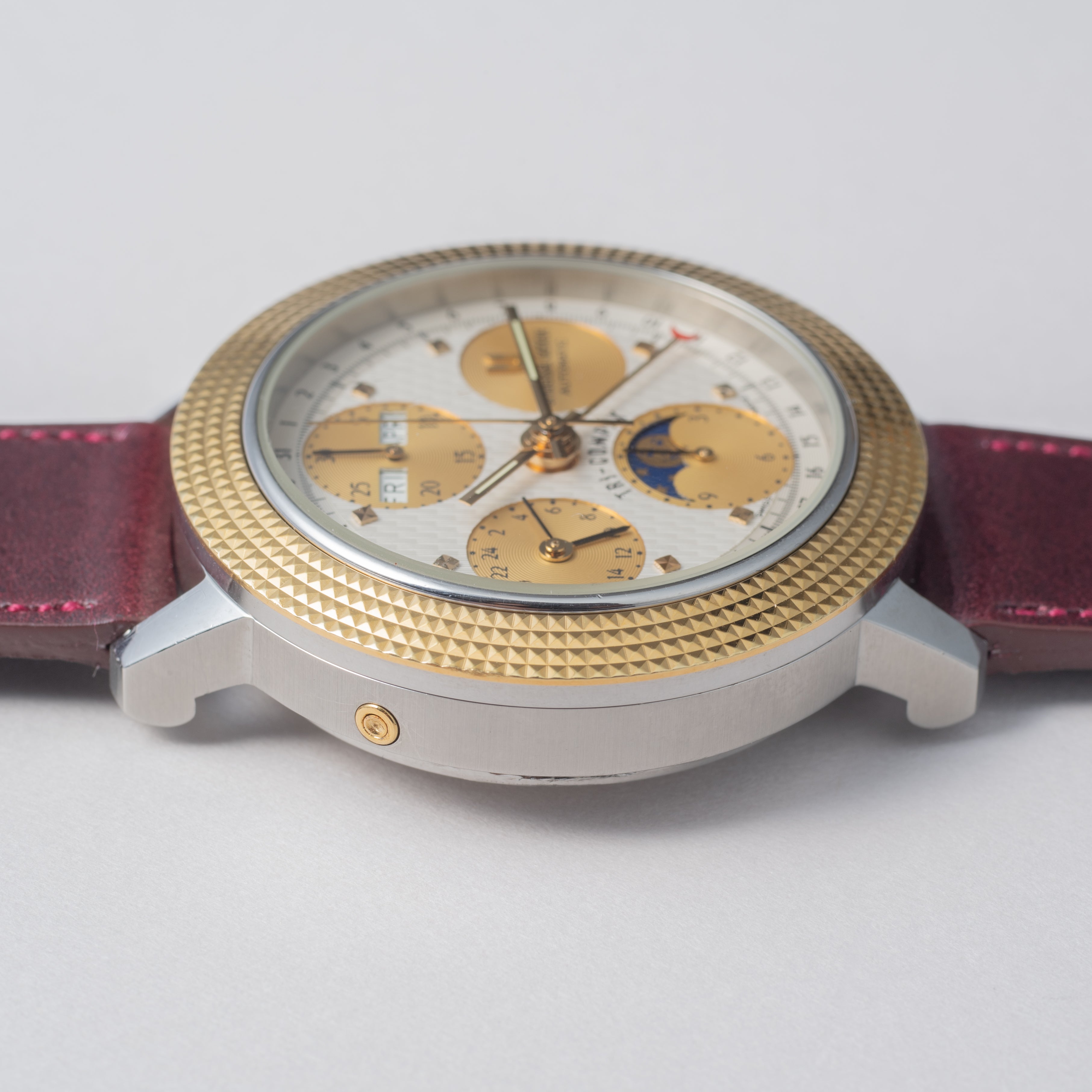 ユニバーサルジュネーブ トリコンパックス 1980年代 コンビ 箱、ギャラ付き