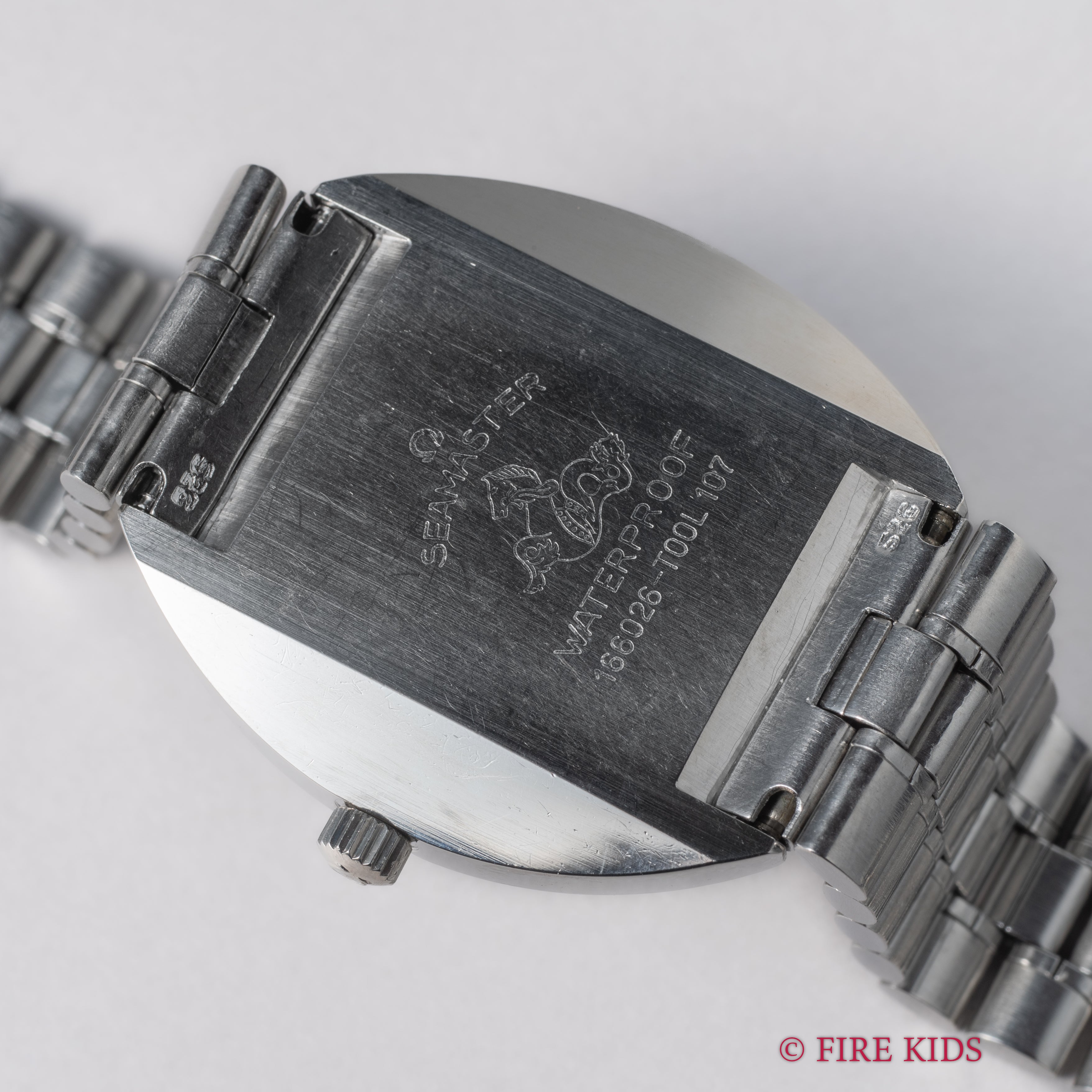 オメガ シーマスター コスミック ブルー 1968年製 純正ブレス付 自動巻き