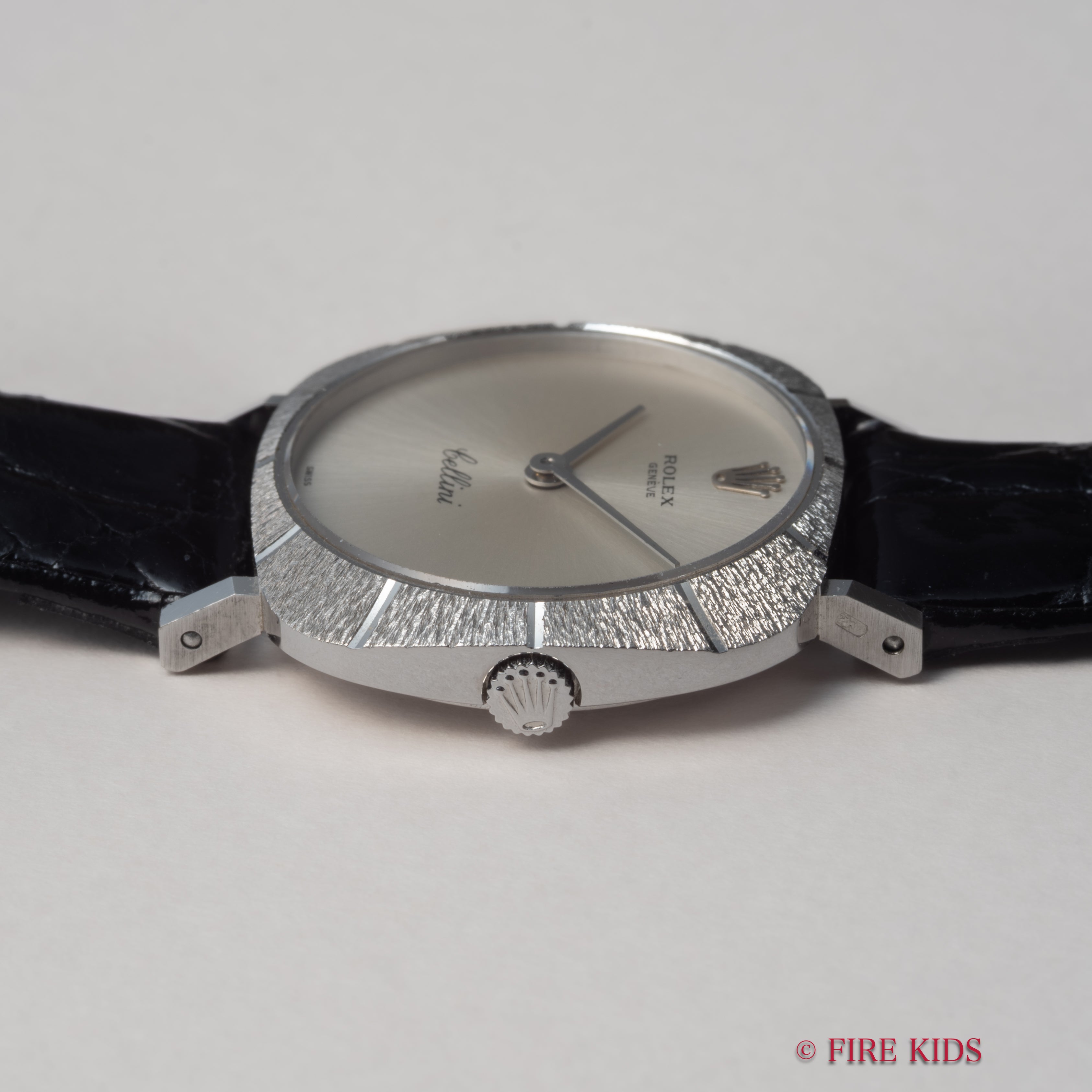 ロレックス レディース チェリーニ 18金無垢ホワイトゴールド 1970年製(昭和45年製) 純正王冠尾錠付き美品