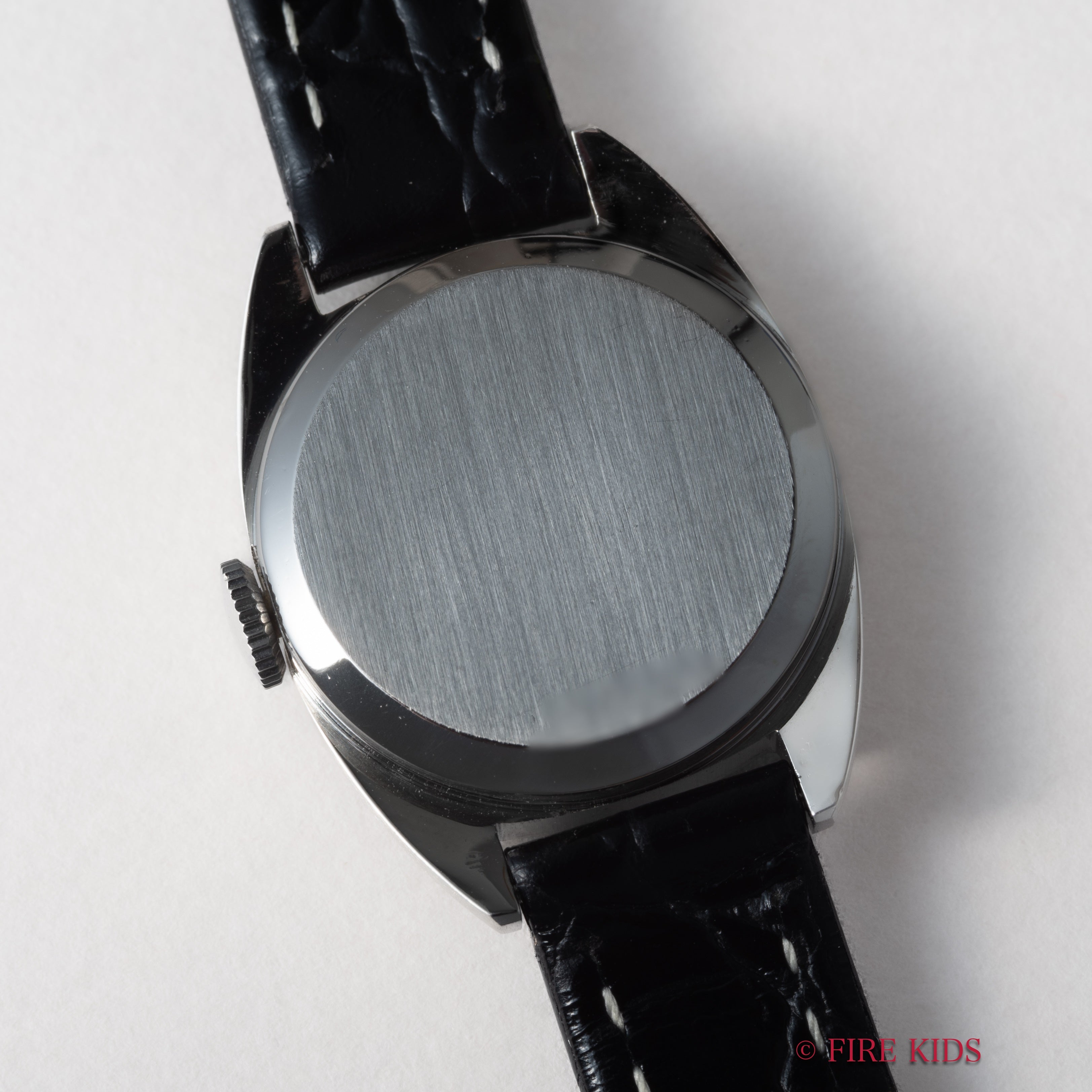 IWC レディース トノーケース ブルーダイヤル 1972年製 手巻き Cal.41